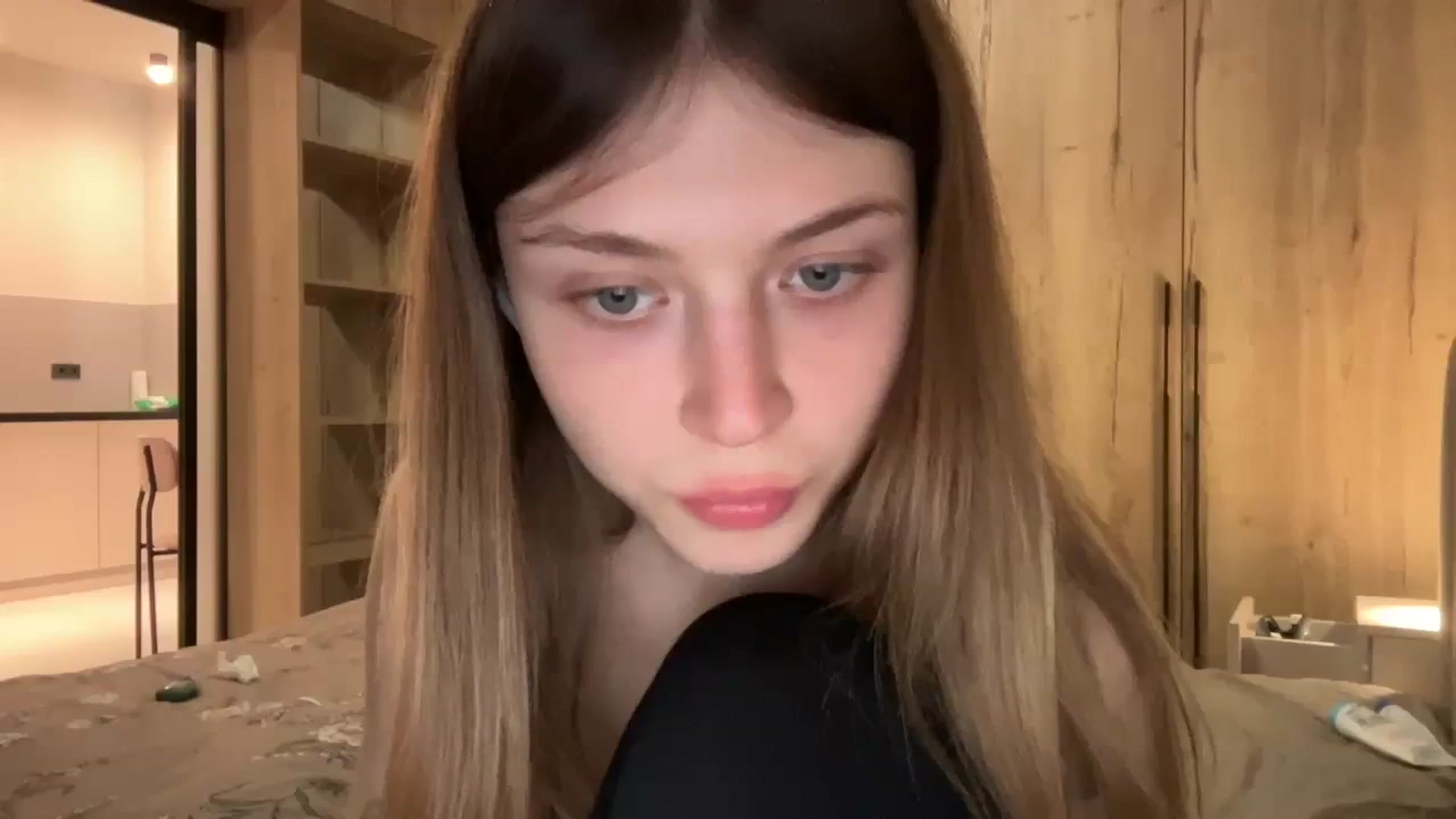 Gallery image thumbnail from Coconut_dream's myfreecams stream on, 01/08/2024, 21:34 image 5 of 20