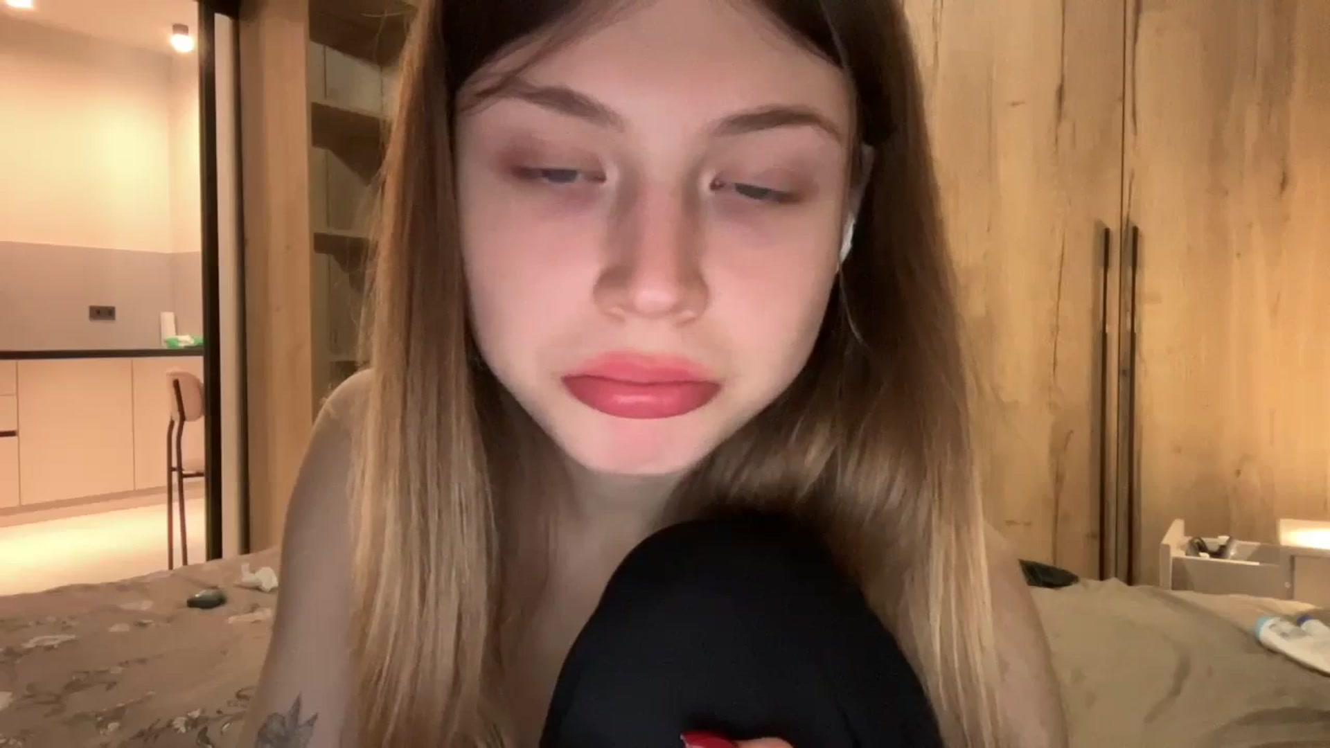 Gallery image thumbnail from Coconut_dream's myfreecams stream on, 01/08/2024, 21:34 image 11 of 20