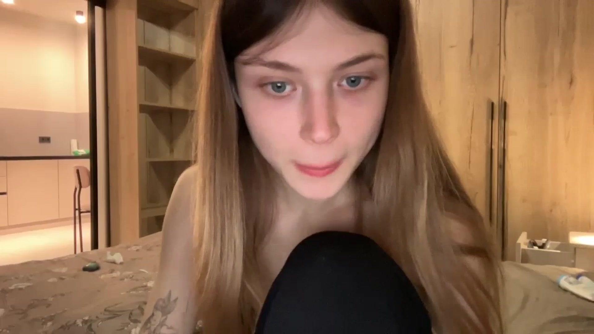 Gallery image thumbnail from Coconut_dream's myfreecams stream on, 01/08/2024, 21:34 image 8 of 20