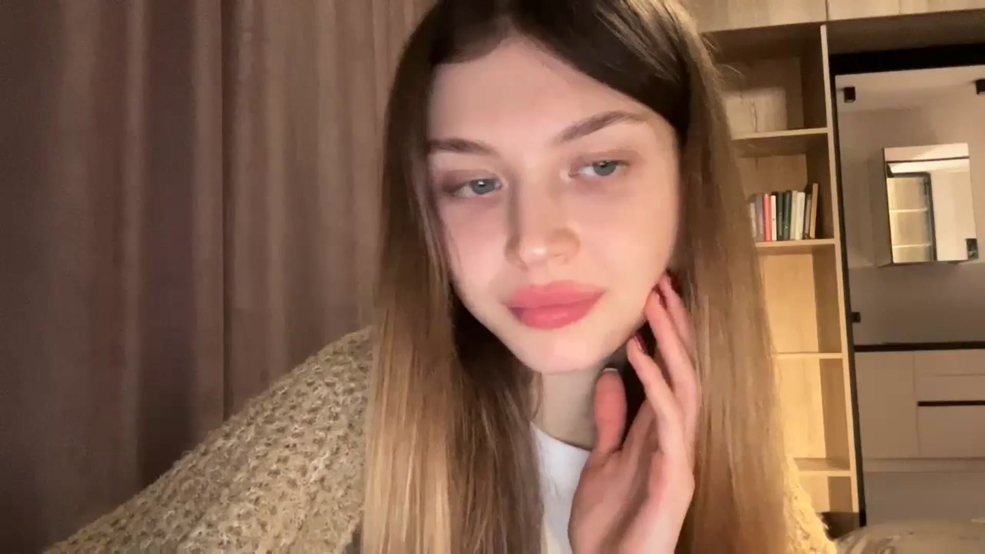 Gallery image thumbnail from Coconut_dream's myfreecams stream on, 01/10/2024, 20:29 image 19 of 20