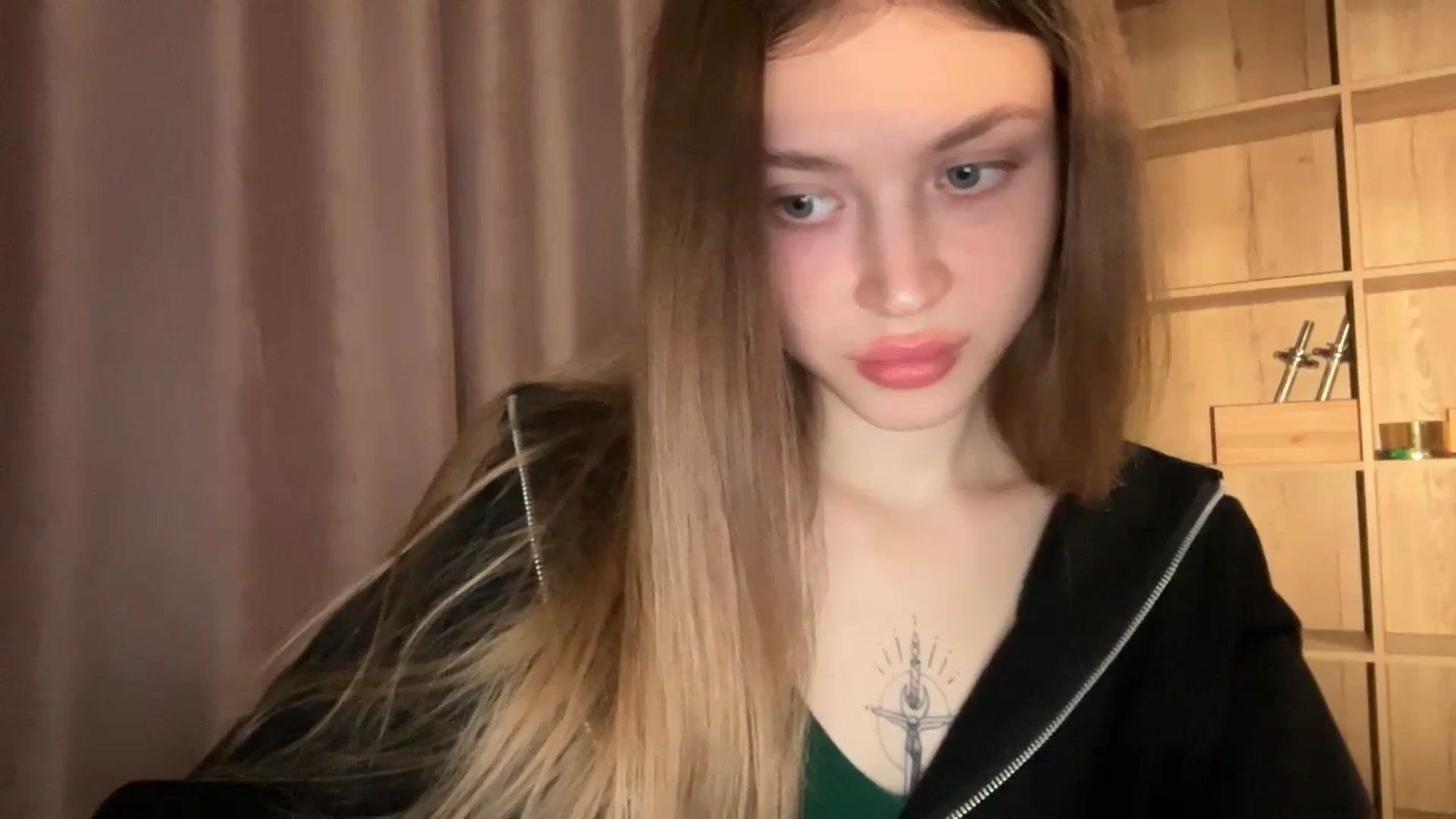 Gallery image thumbnail from Coconut_dream's myfreecams stream on, 01/11/2024, 19:19 image 3 of 20