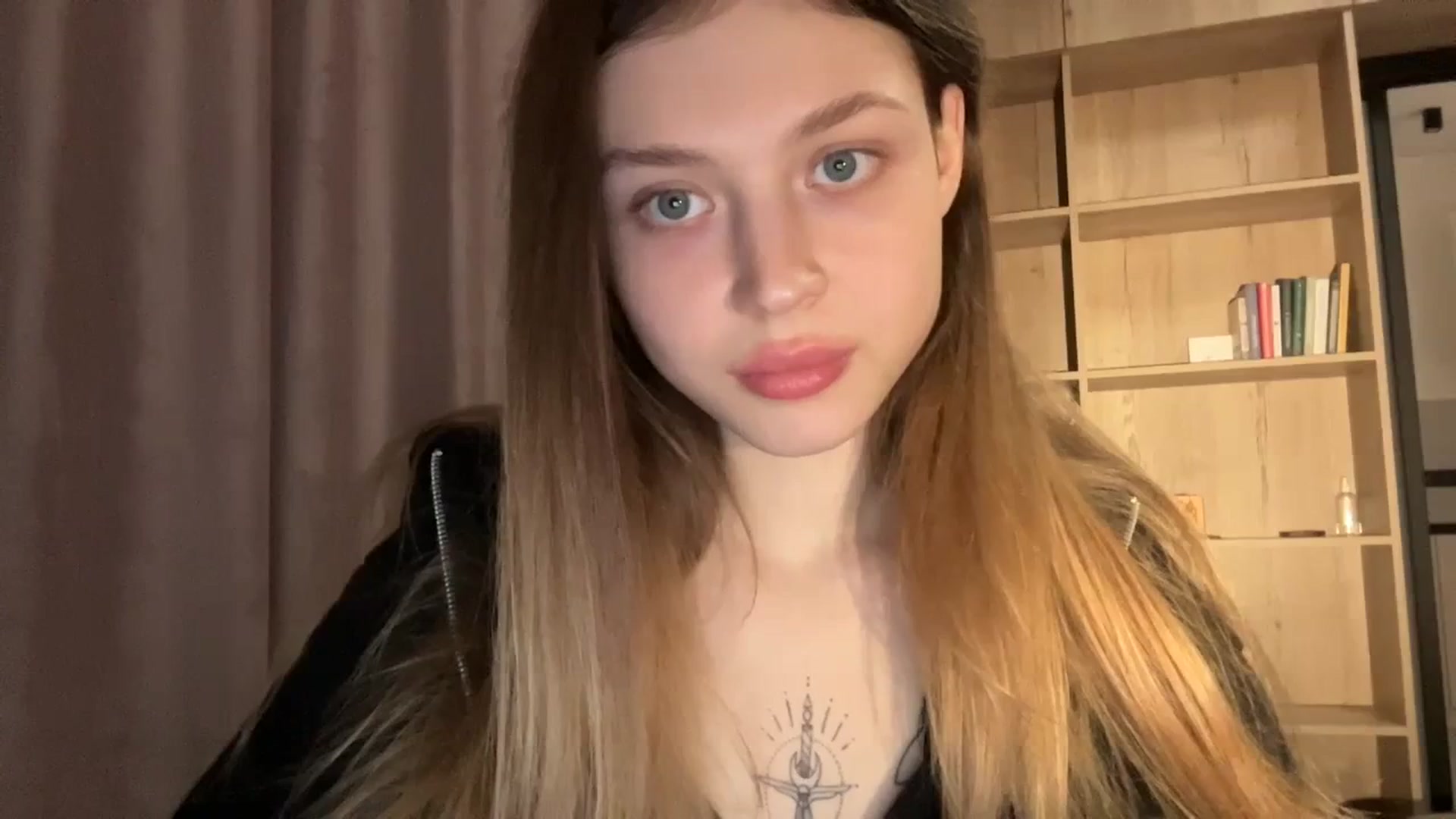 Gallery image thumbnail from Coconut_dream's myfreecams stream on, 01/11/2024, 19:19 image 1 of 20