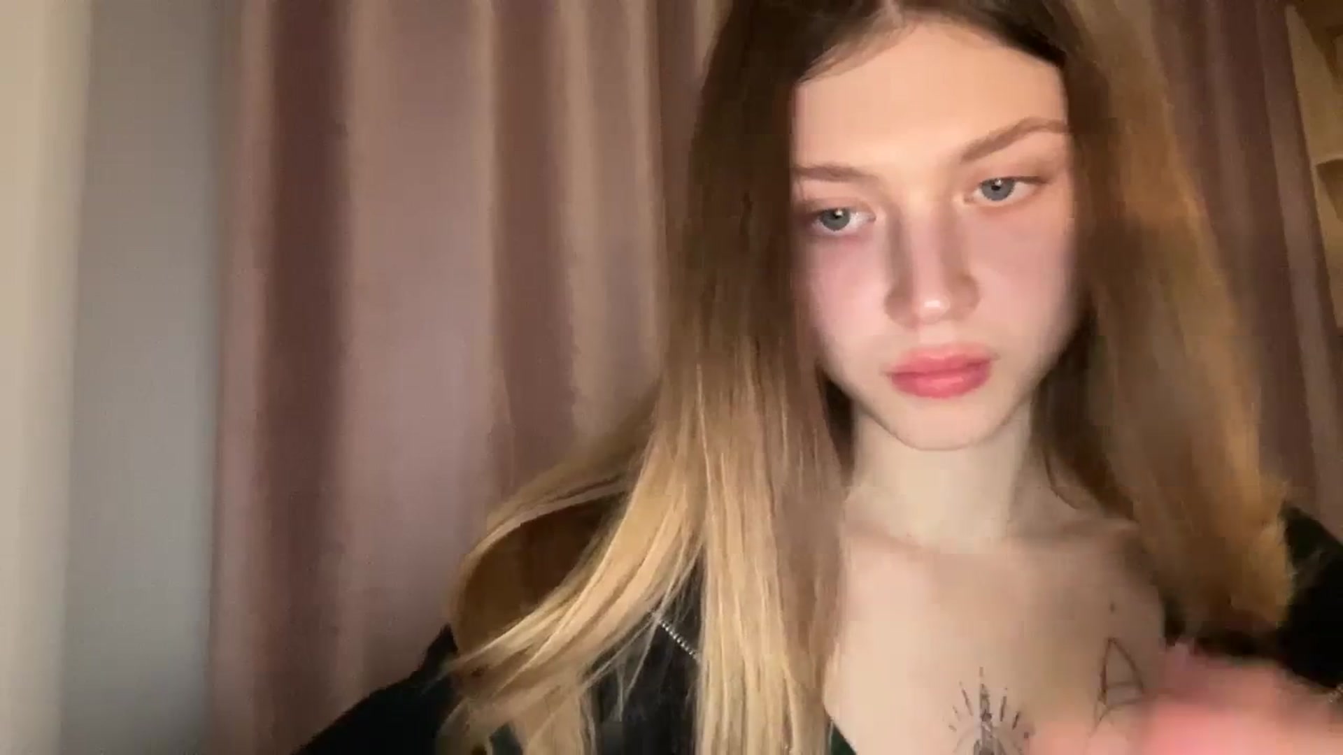 Gallery image thumbnail from Coconut_dream's myfreecams stream on, 01/11/2024, 19:19 image 9 of 20