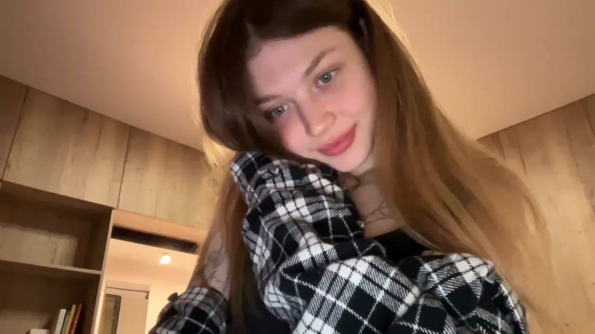 Gallery image thumbnail from Coconut_dream's myfreecams stream on, 01/14/2024, 15:40 image 14 of 20