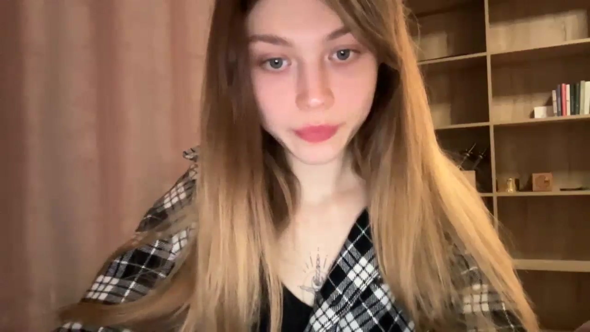 Gallery image thumbnail from Coconut_dream's myfreecams stream on, 01/14/2024, 15:40 image 6 of 20