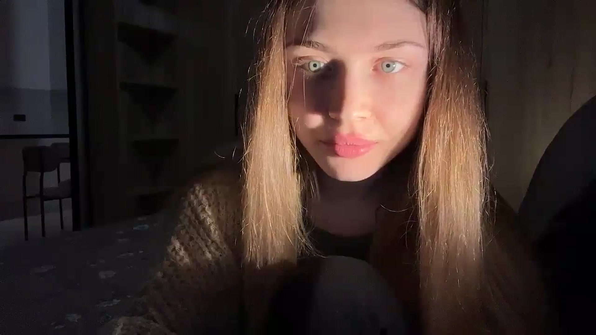 Gallery image thumbnail from Coconut_dream's myfreecams stream on, 01/22/2024, 21:35 image 20 of 20