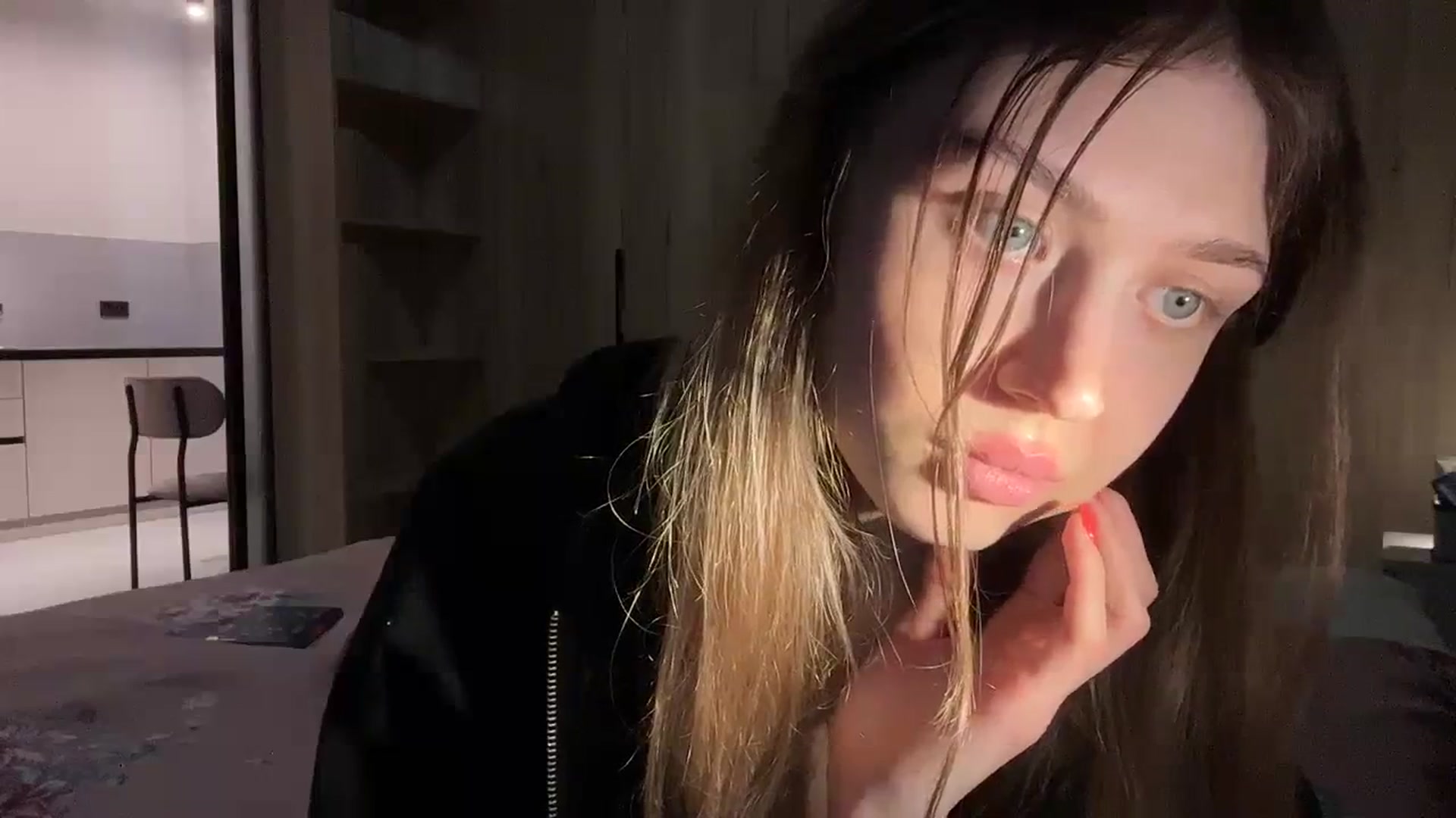 Gallery image thumbnail from Coconut_dream's myfreecams stream on, 01/24/2024, 20:17 image 13 of 20