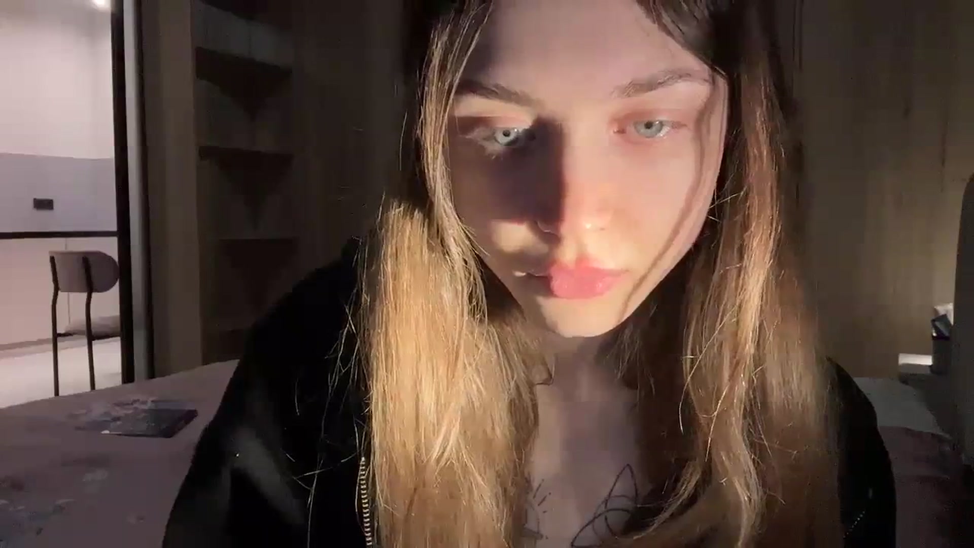 Gallery image thumbnail from Coconut_dream's myfreecams stream on, 01/24/2024, 20:17 image 10 of 20