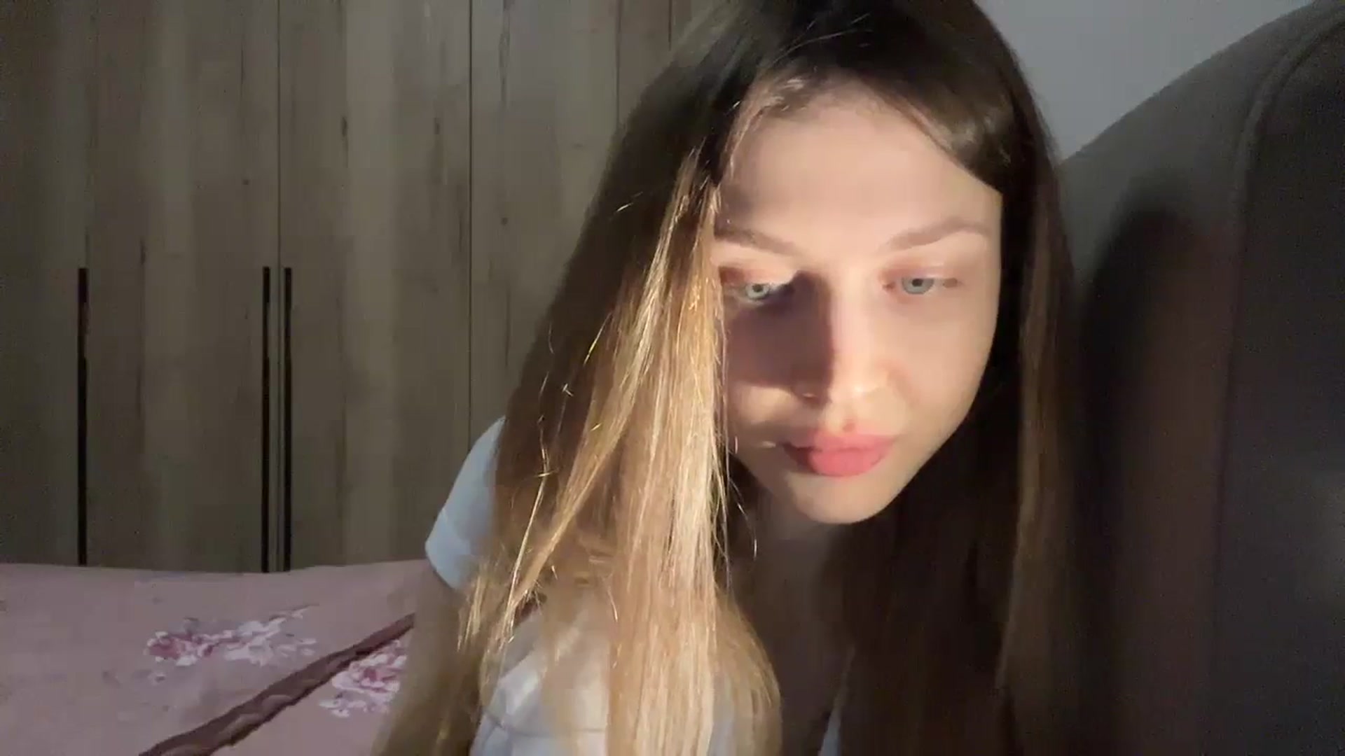 Gallery image thumbnail from Coconut_dream's myfreecams stream on, 01/27/2024, 22:22 image 20 of 20