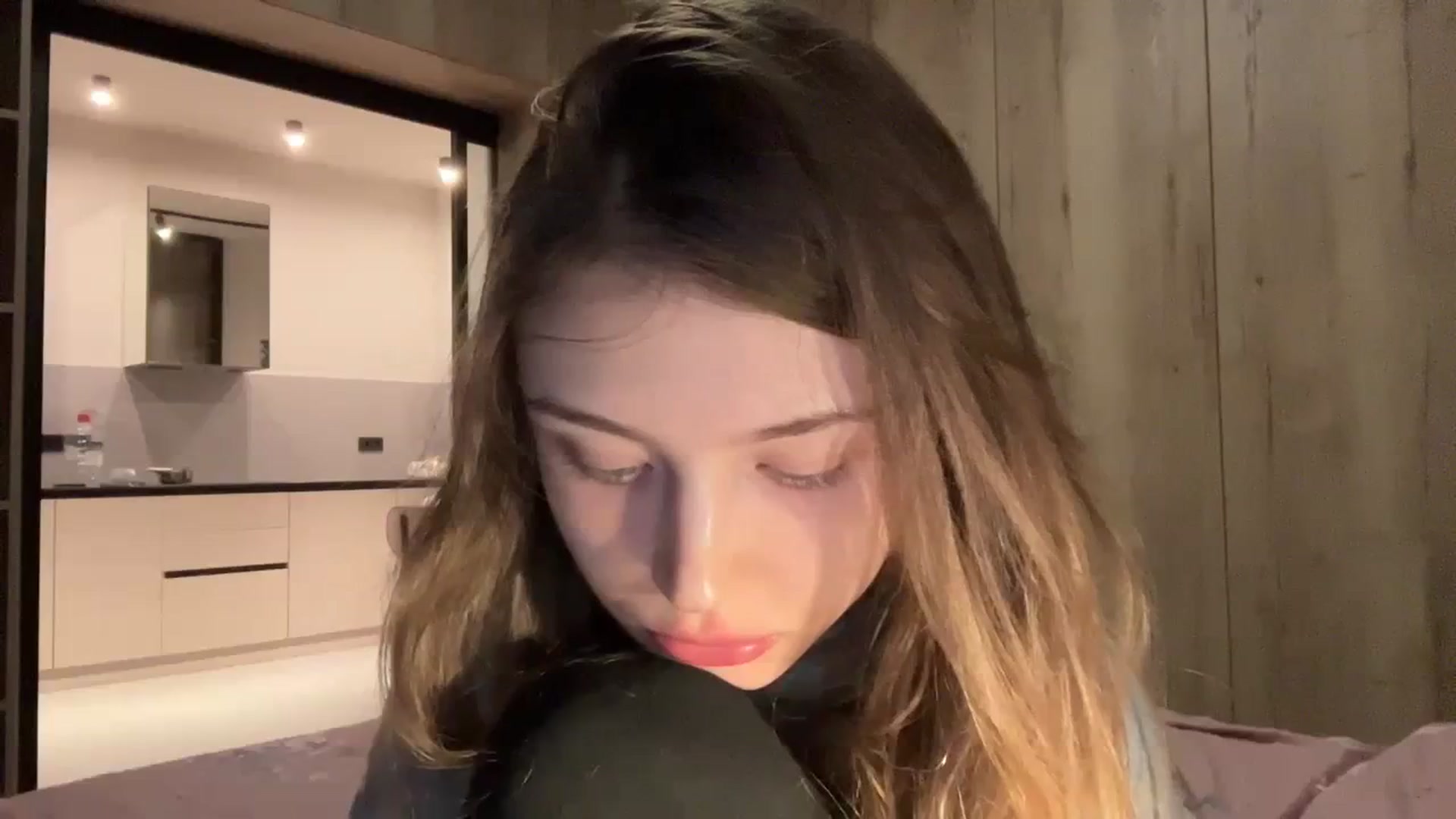 Gallery image thumbnail from Coconut_dream's myfreecams stream on, 02/01/2024, 17:02 image 18 of 20