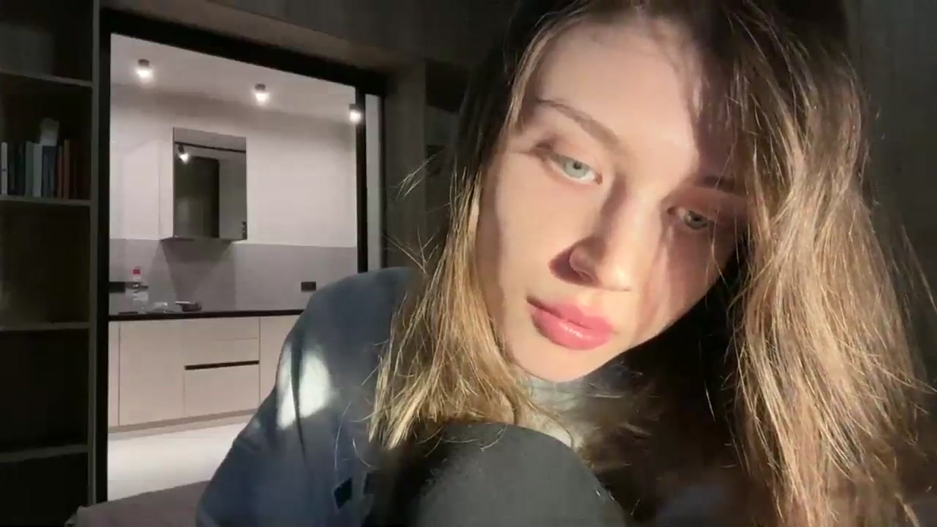 Gallery image thumbnail from Coconut_dream's myfreecams stream on, 02/01/2024, 17:02 image 7 of 20