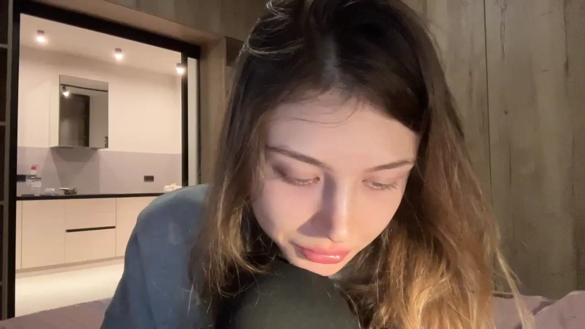 Gallery image thumbnail from Coconut_dream's myfreecams stream on, 02/01/2024, 17:02 image 15 of 20