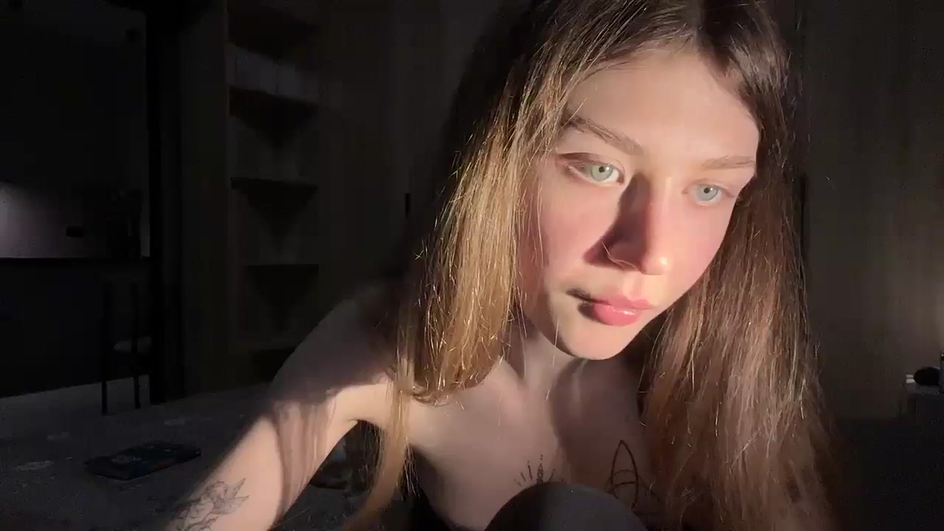 Gallery image thumbnail from Coconut_dream's myfreecams stream on, 02/04/2024, 17:27 image 11 of 20