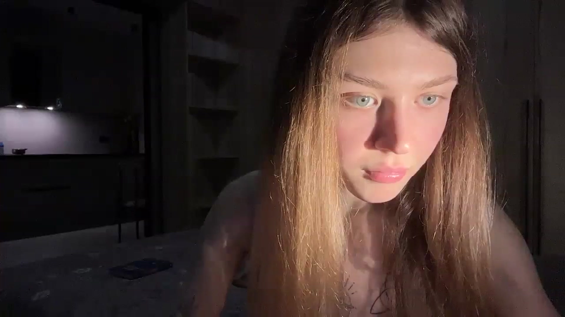 Gallery image thumbnail from Coconut_dream's myfreecams stream on, 02/04/2024, 17:27 image 17 of 20