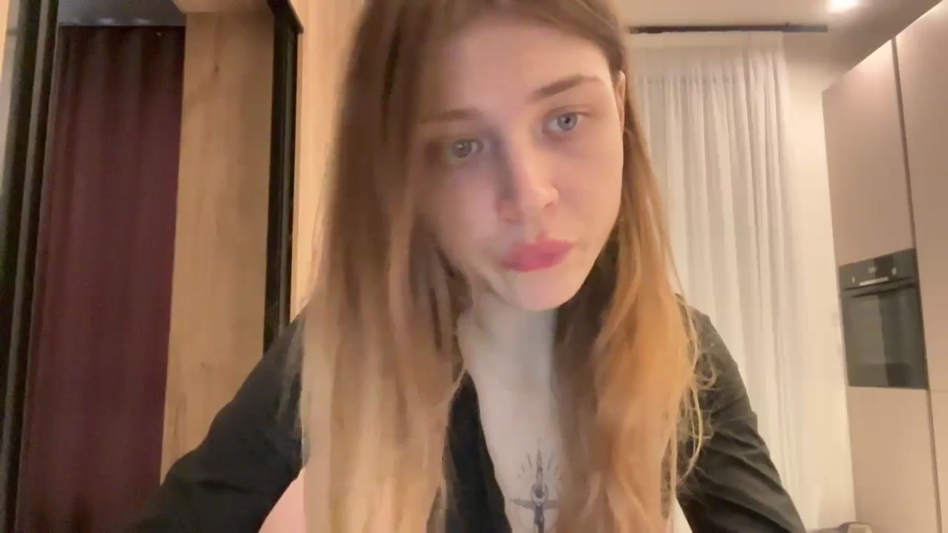 Gallery image thumbnail from Coconut_dream's myfreecams stream on, 02/08/2024, 08:46 image 13 of 20
