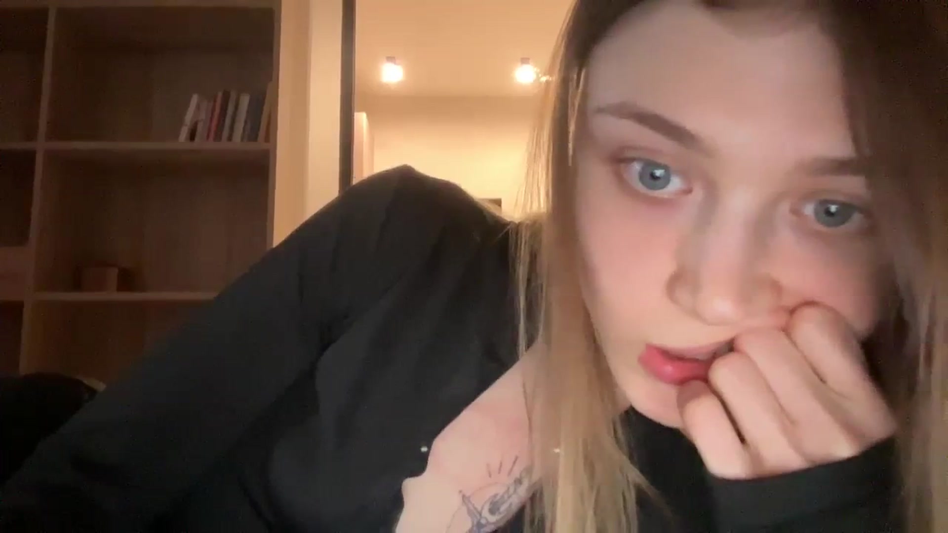 Gallery image thumbnail from Coconut_dream's myfreecams stream on, 02/08/2024, 11:48 image 15 of 20
