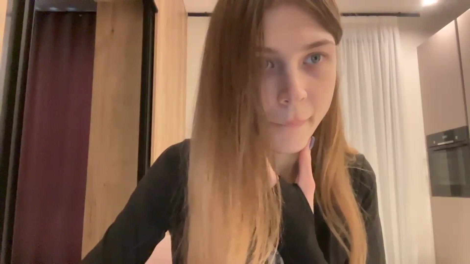 Gallery image thumbnail from Coconut_dream's myfreecams stream on, 02/08/2024, 11:48 image 2 of 20