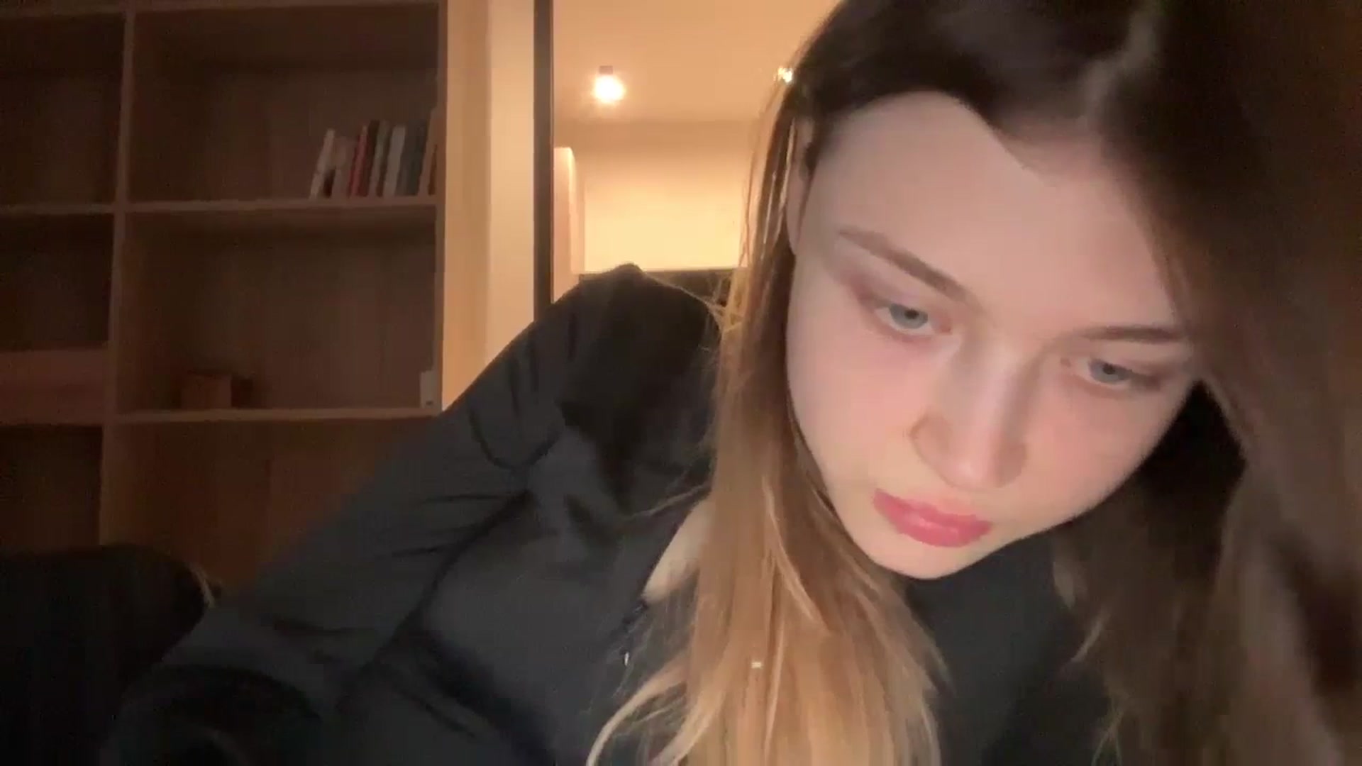 Gallery image thumbnail from Coconut_dream's myfreecams stream on, 02/08/2024, 11:48 image 12 of 20