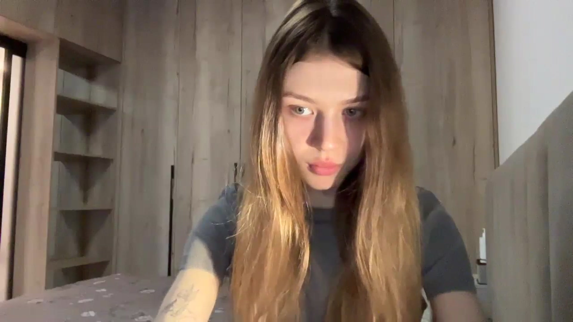 Gallery image thumbnail from Coconut_dream's myfreecams stream on, 02/10/2024, 09:15 image 6 of 20