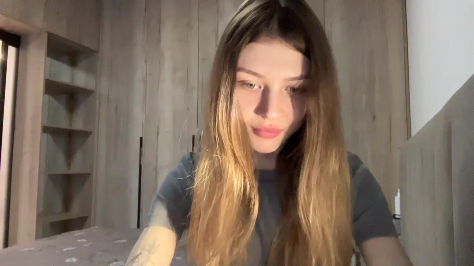Gallery image thumbnail from Coconut_dream's myfreecams stream on, 02/10/2024, 09:15 image 4 of 20