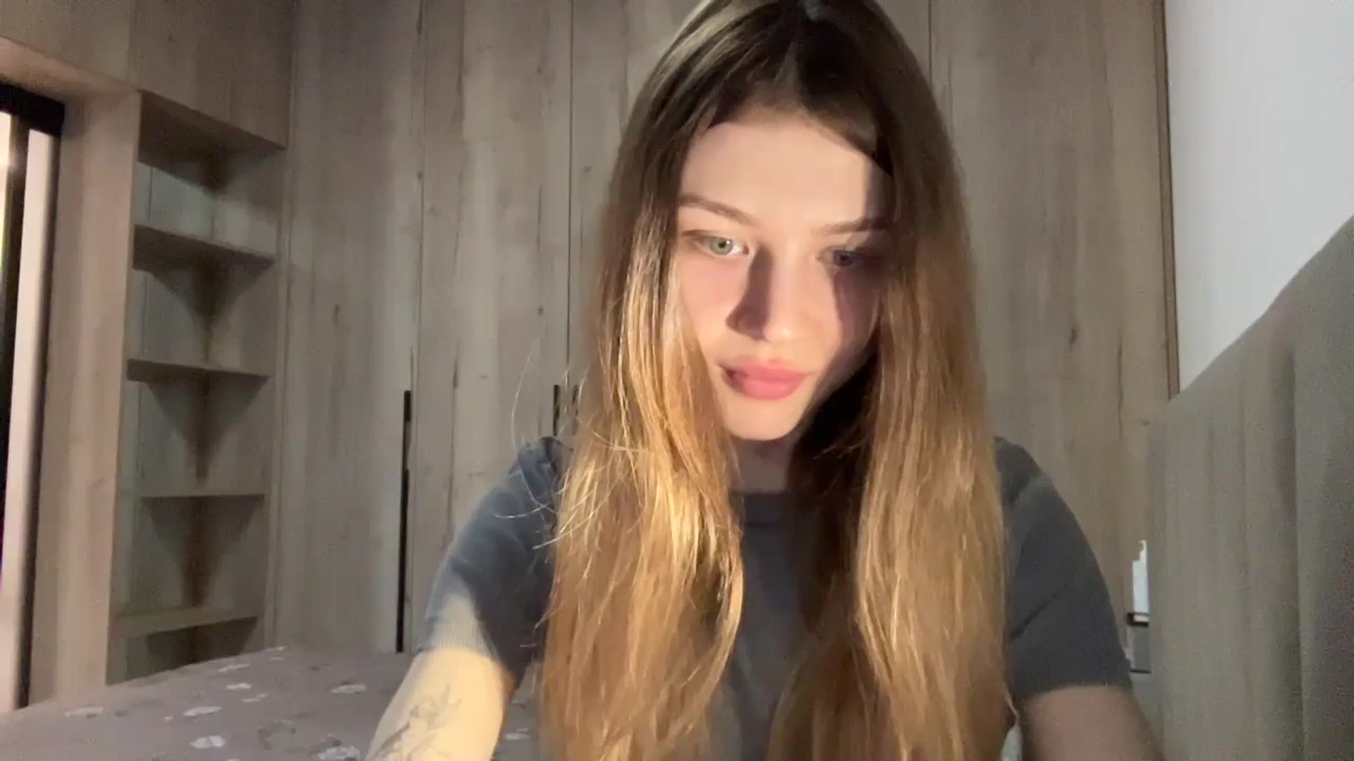 Gallery image thumbnail from Coconut_dream's myfreecams stream on, 02/10/2024, 09:15 image 5 of 20
