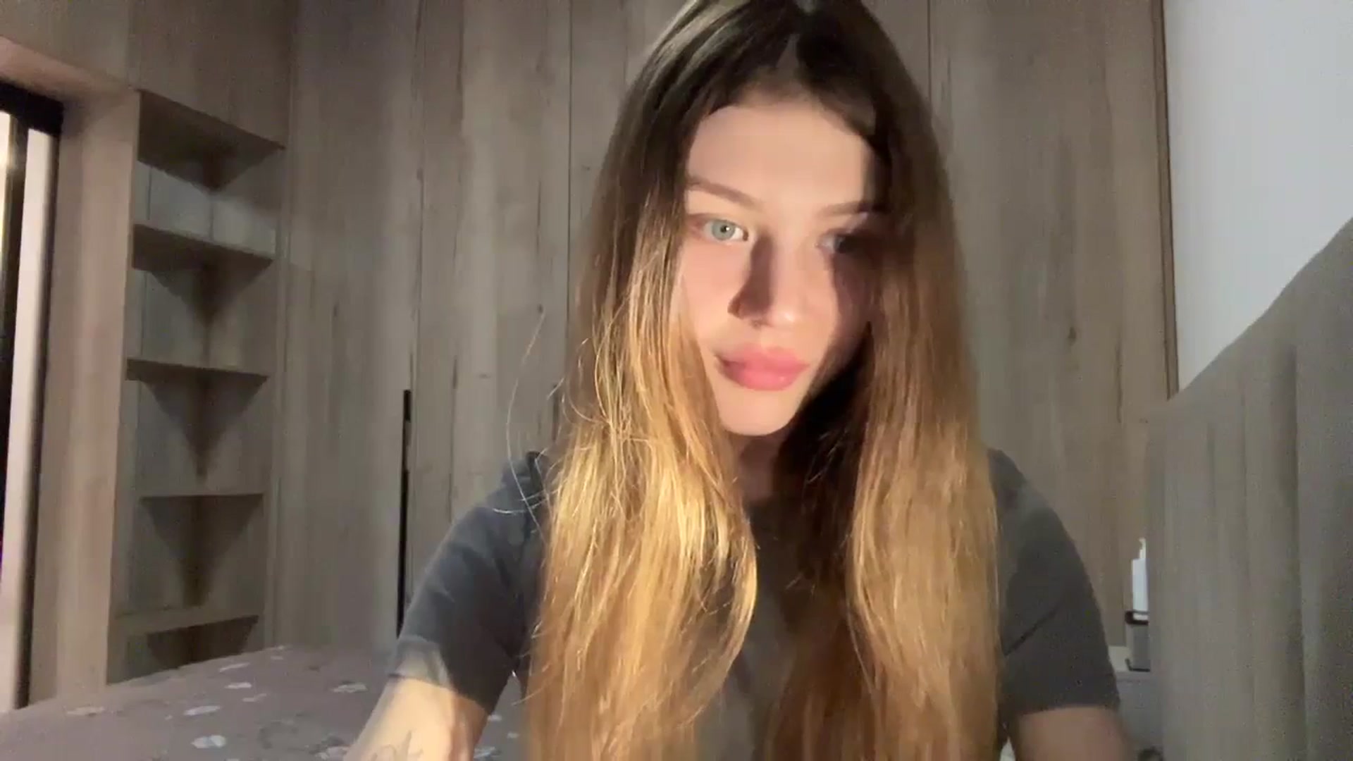 Gallery image thumbnail from Coconut_dream's myfreecams stream on, 02/10/2024, 09:15 image 10 of 20