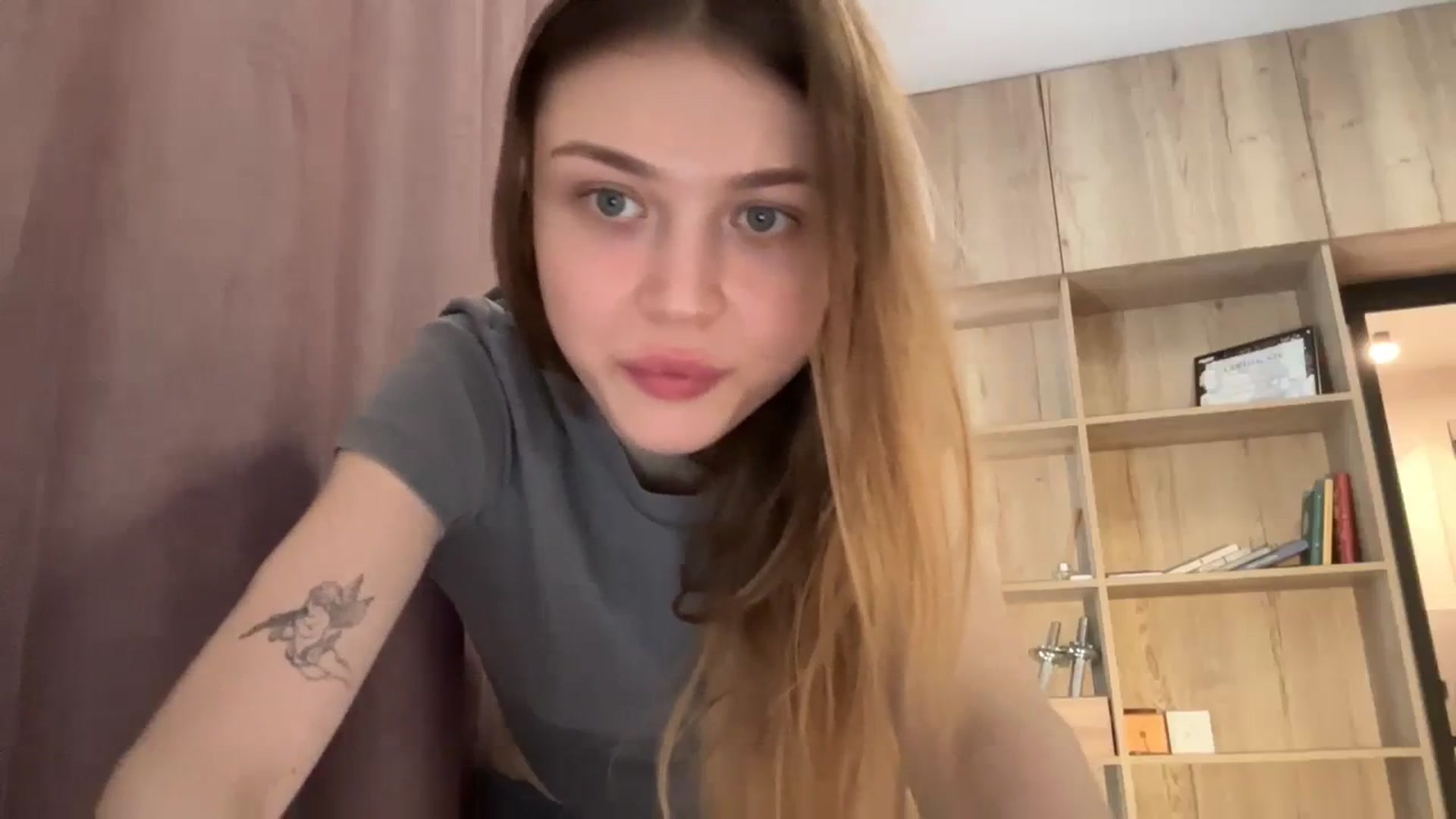 Gallery image thumbnail from Coconut_dream's myfreecams stream on, 02/10/2024, 13:31 image 3 of 20