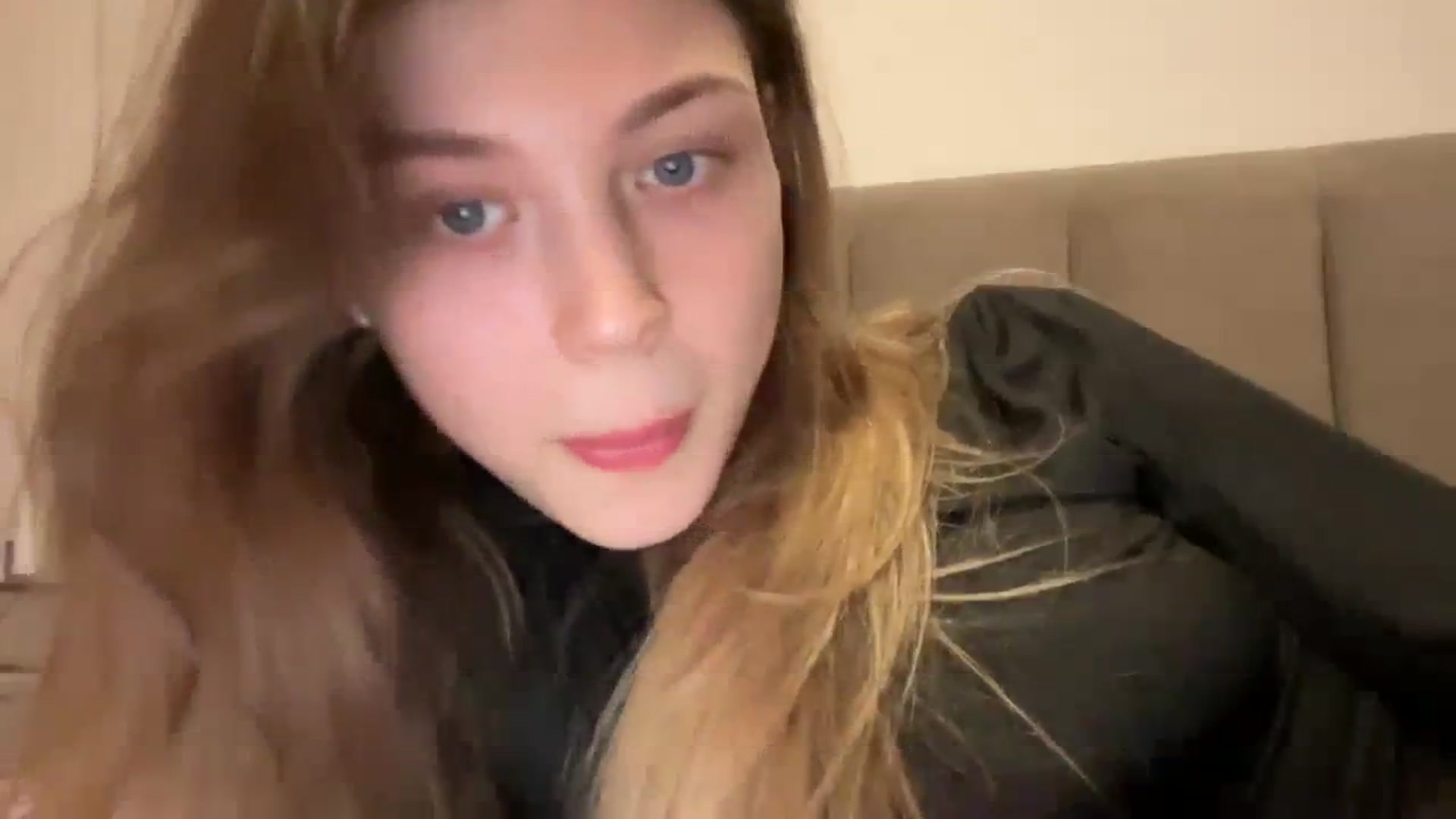 Gallery image thumbnail from Coconut_dream's myfreecams stream on, 02/11/2024, 20:20 image 20 of 20