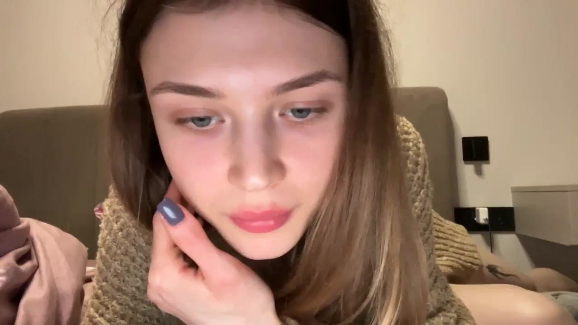 Gallery image thumbnail from Coconut_dream's myfreecams stream on, 02/12/2024, 17:49 image 18 of 20