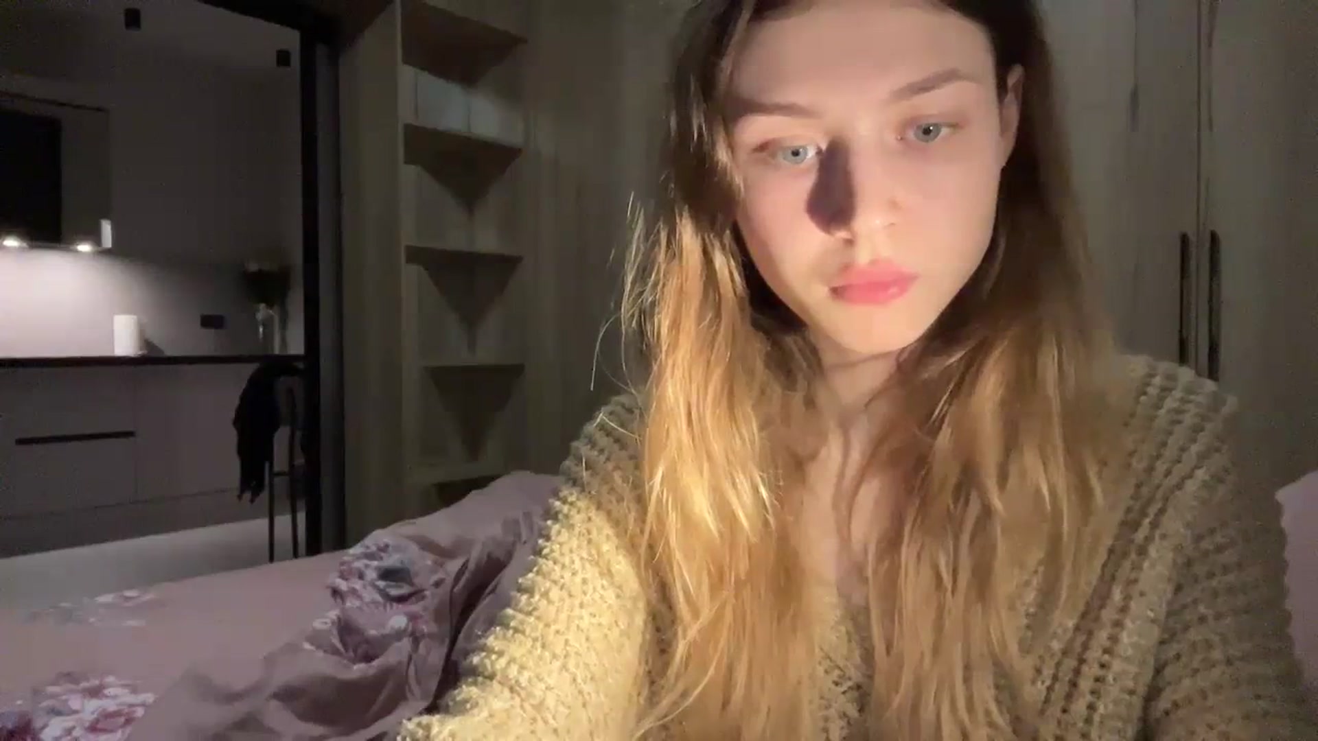 Gallery image thumbnail from Coconut_dream's myfreecams stream on, 02/12/2024, 17:49 image 2 of 20
