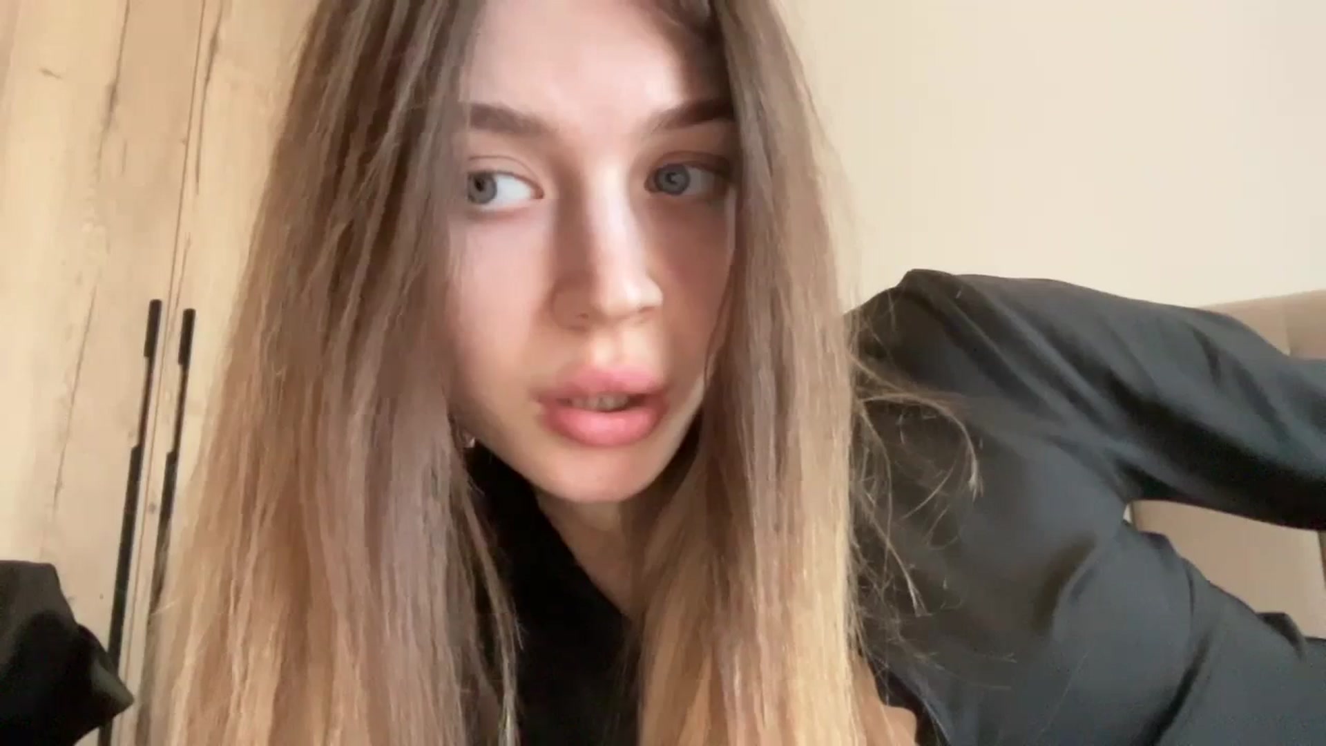 Gallery image thumbnail from Coconut_dream's myfreecams stream on, 02/15/2024, 14:34 image 10 of 20