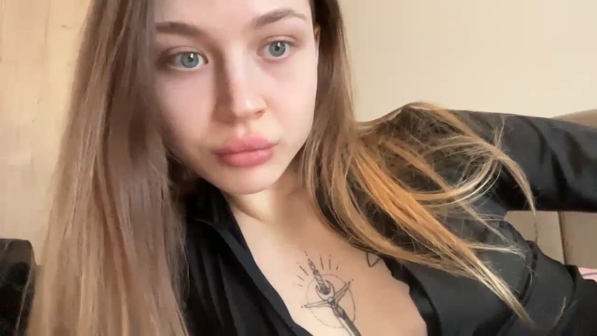 Gallery image thumbnail from Coconut_dream's myfreecams stream on, 02/15/2024, 14:34 image 6 of 20