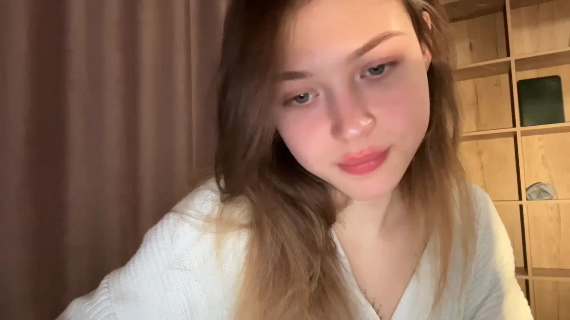 Gallery image thumbnail from Coconut_dream's myfreecams stream on, 02/18/2024, 18:11 image 6 of 20