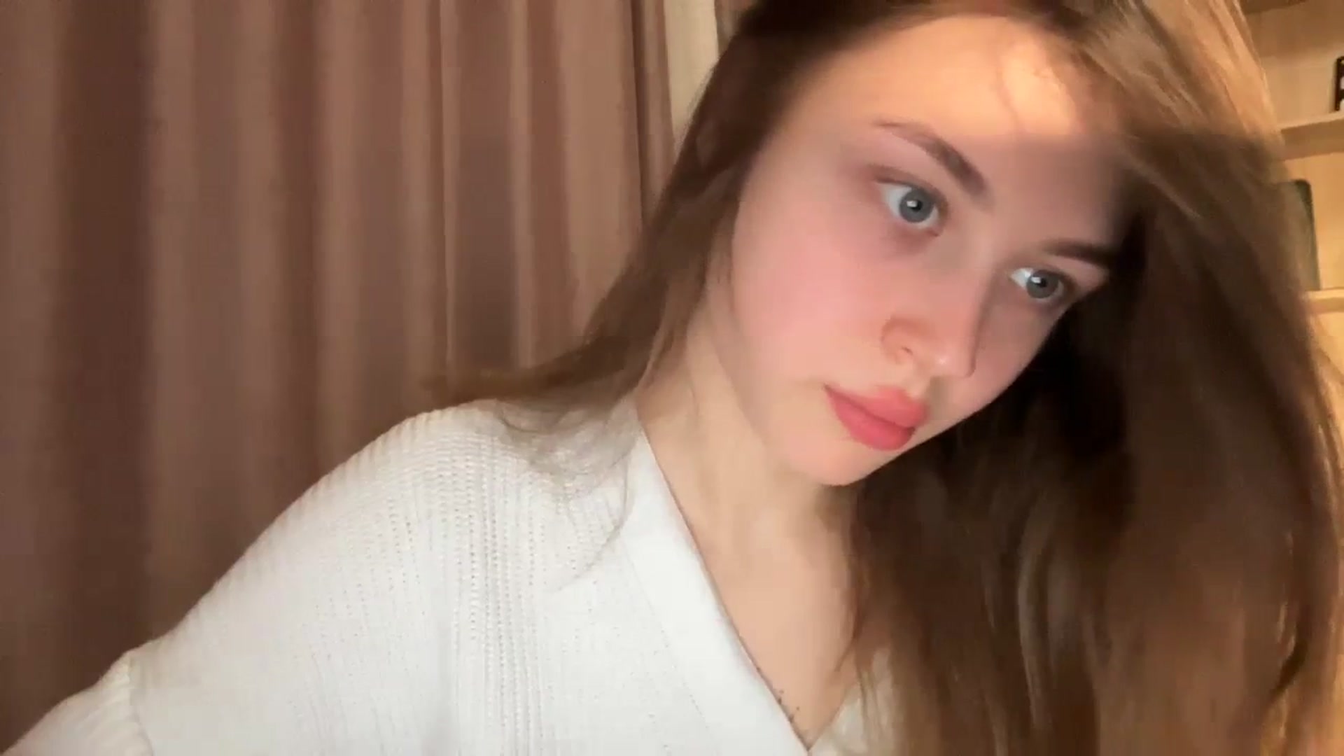Gallery image thumbnail from Coconut_dream's myfreecams stream on, 02/18/2024, 18:11 image 4 of 20