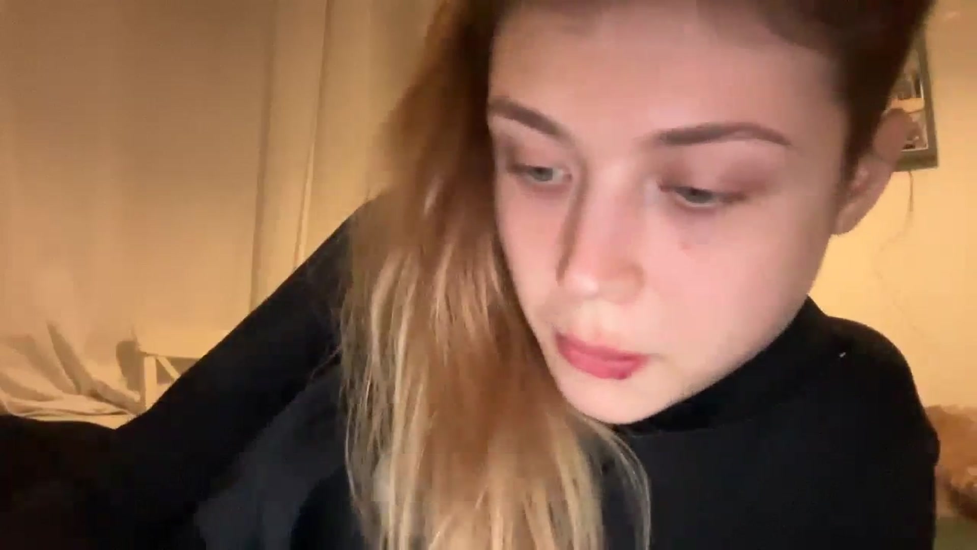 Gallery image thumbnail from Coconut_dream's myfreecams stream on, 03/12/2024, 19:59 image 13 of 20