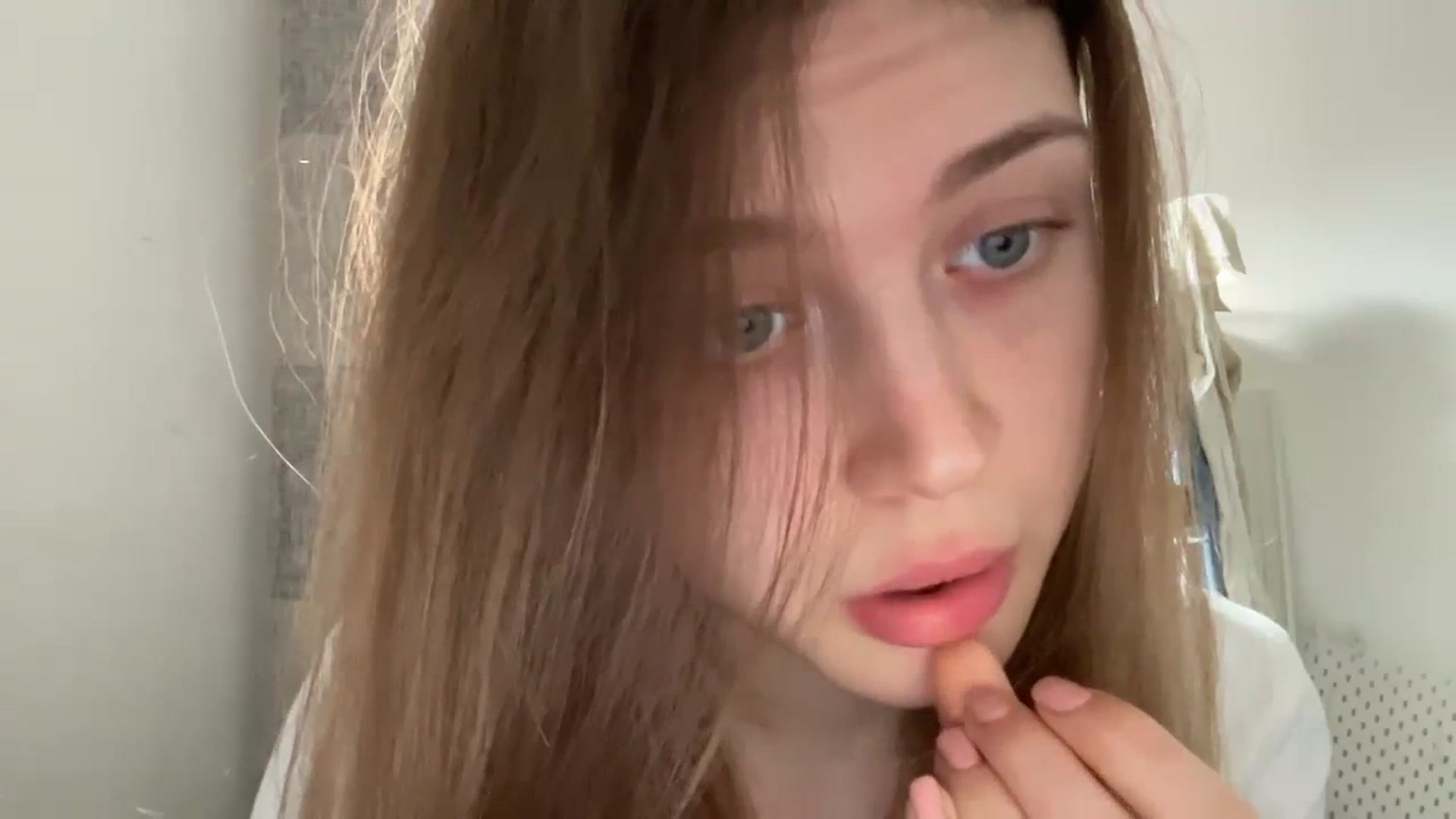 Gallery image thumbnail from Coconut_dream's myfreecams stream on, 03/21/2024, 08:52 image 16 of 20