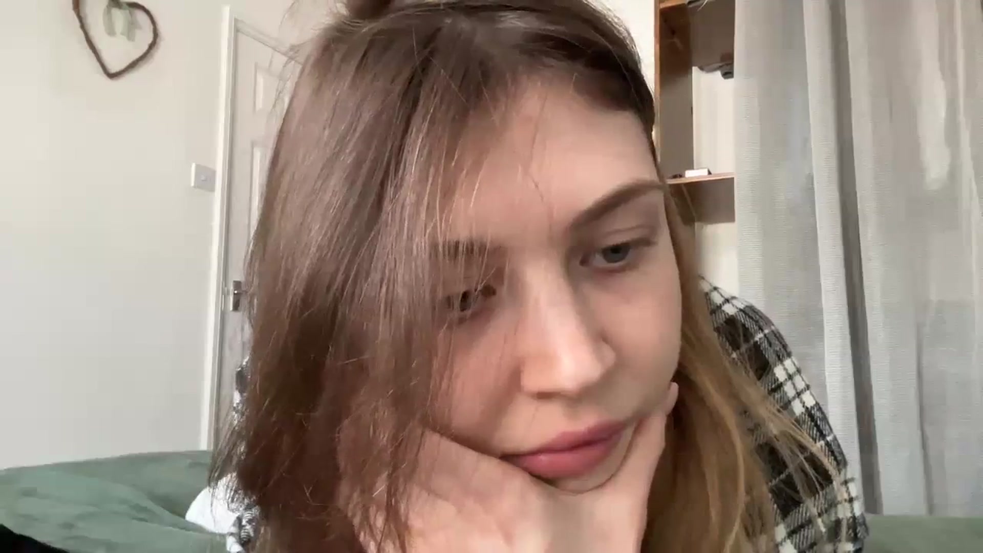 Gallery image thumbnail from Coconut_dream's myfreecams stream on, 03/21/2024, 10:51 image 15 of 20
