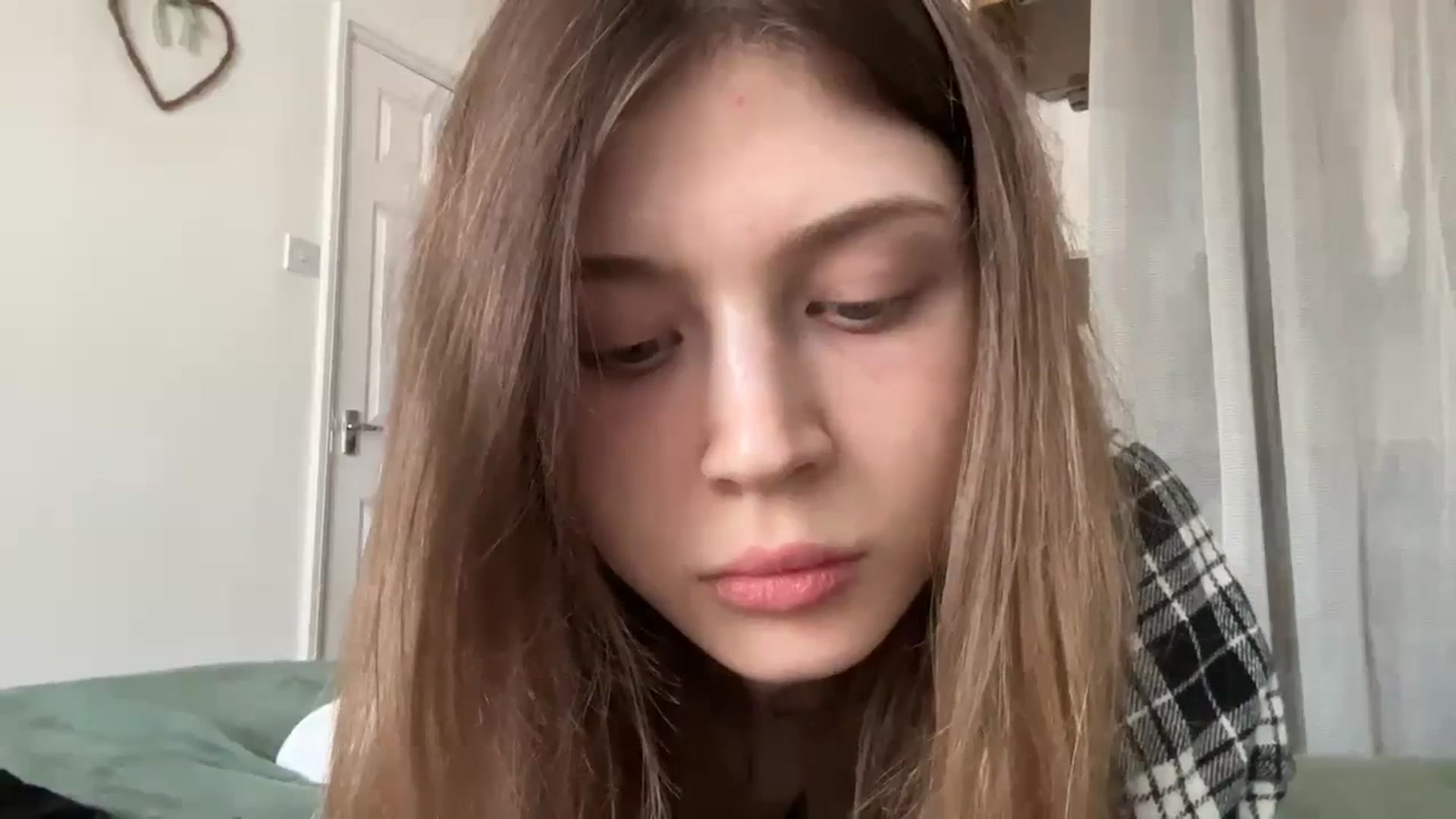 Gallery image thumbnail from Coconut_dream's myfreecams stream on, 03/21/2024, 10:51 image 6 of 20