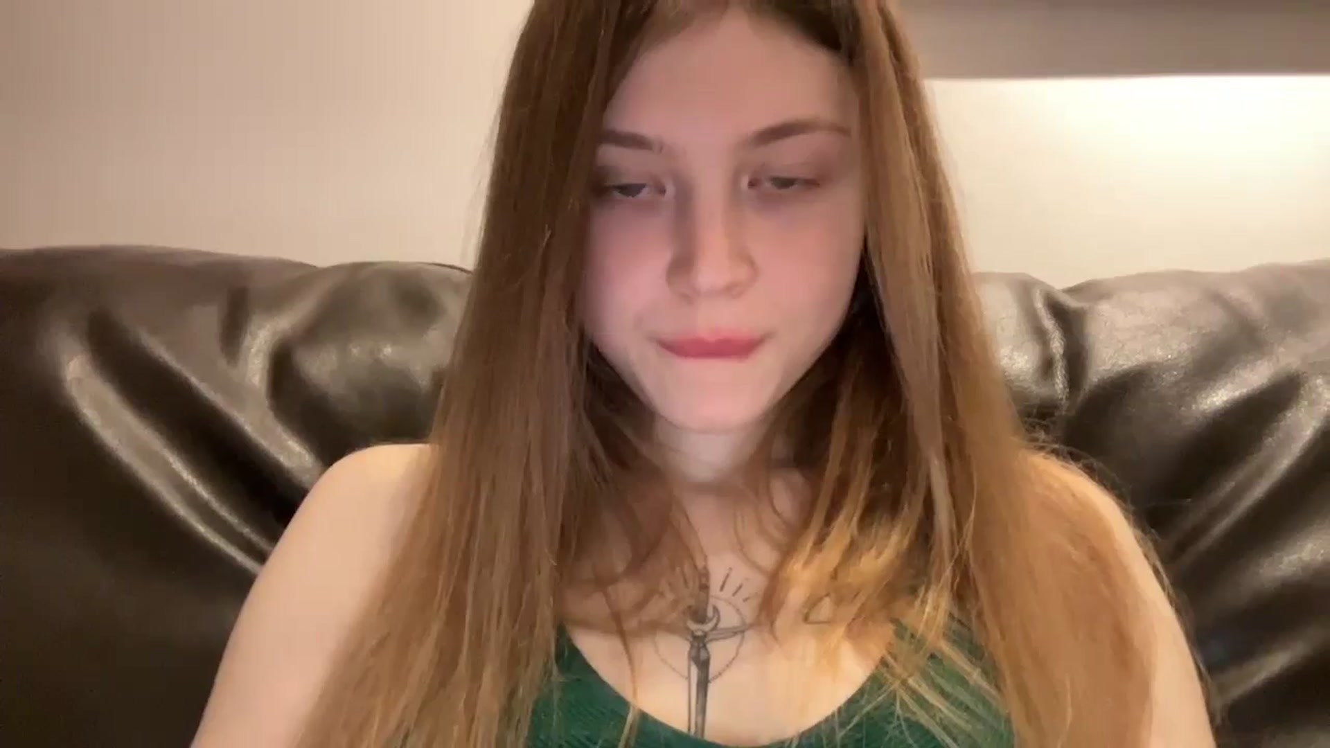Gallery image thumbnail from Coconut_dream's myfreecams stream on, 04/12/2024, 20:53 image 15 of 20