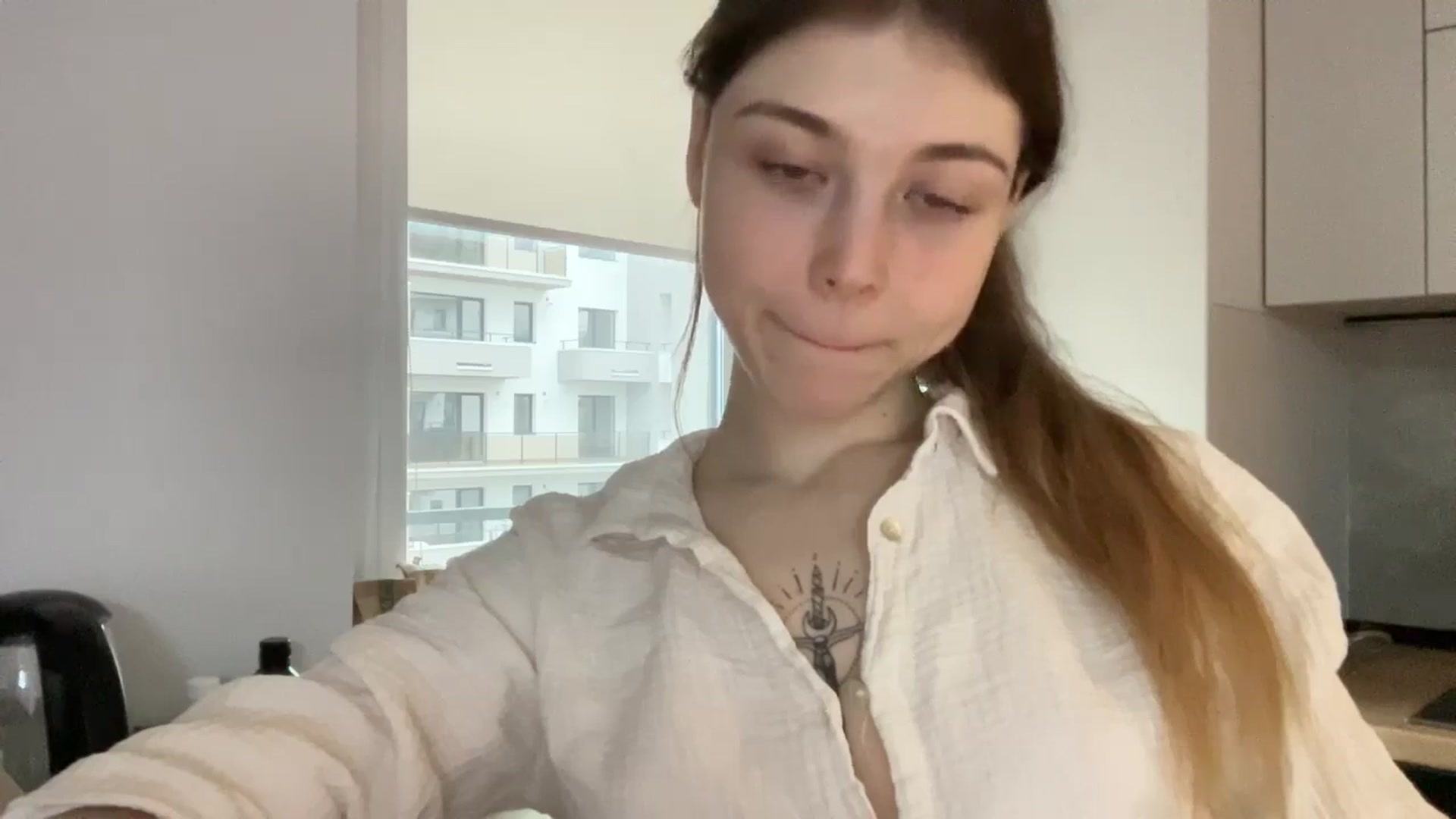 Gallery image thumbnail from Coconut_dream's myfreecams stream on, 04/18/2024, 07:49 image 11 of 20
