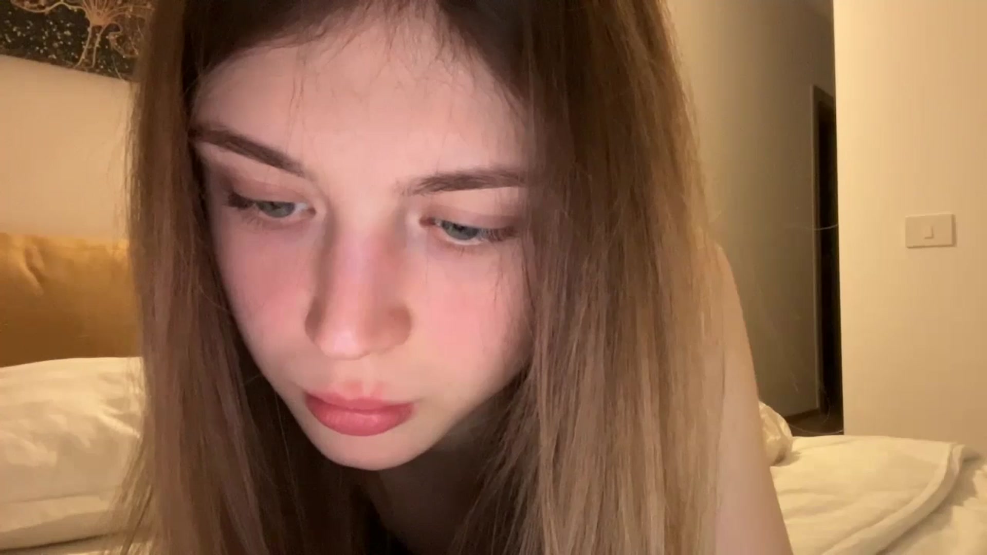 Gallery image thumbnail from Coconut_dream's myfreecams stream on, 04/26/2024, 21:08 image 13 of 20