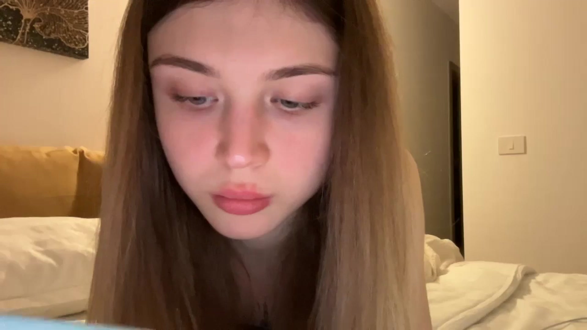 Gallery image thumbnail from Coconut_dream's myfreecams stream on, 04/26/2024, 21:08 image 3 of 20