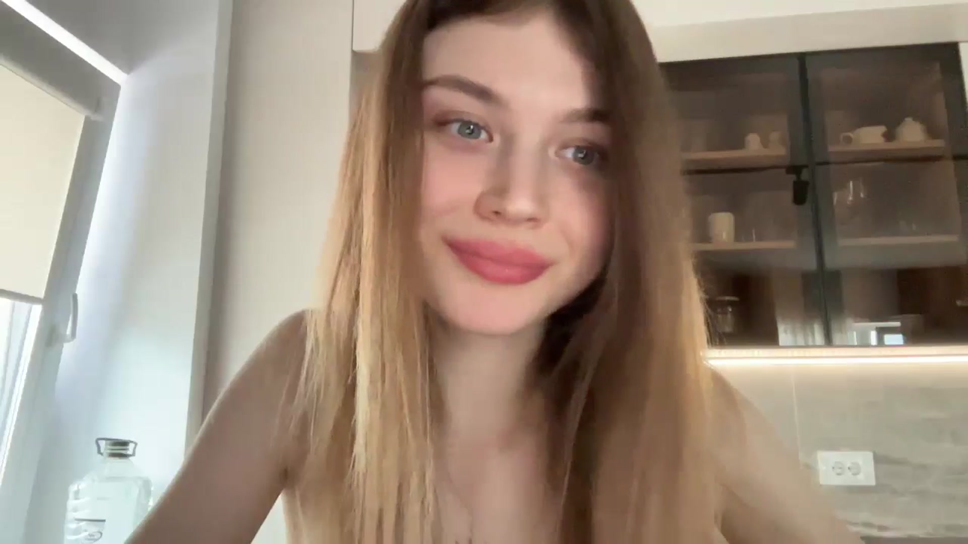Gallery image thumbnail from Coconut_dream's myfreecams stream on, 04/27/2024, 12:59 image 13 of 20
