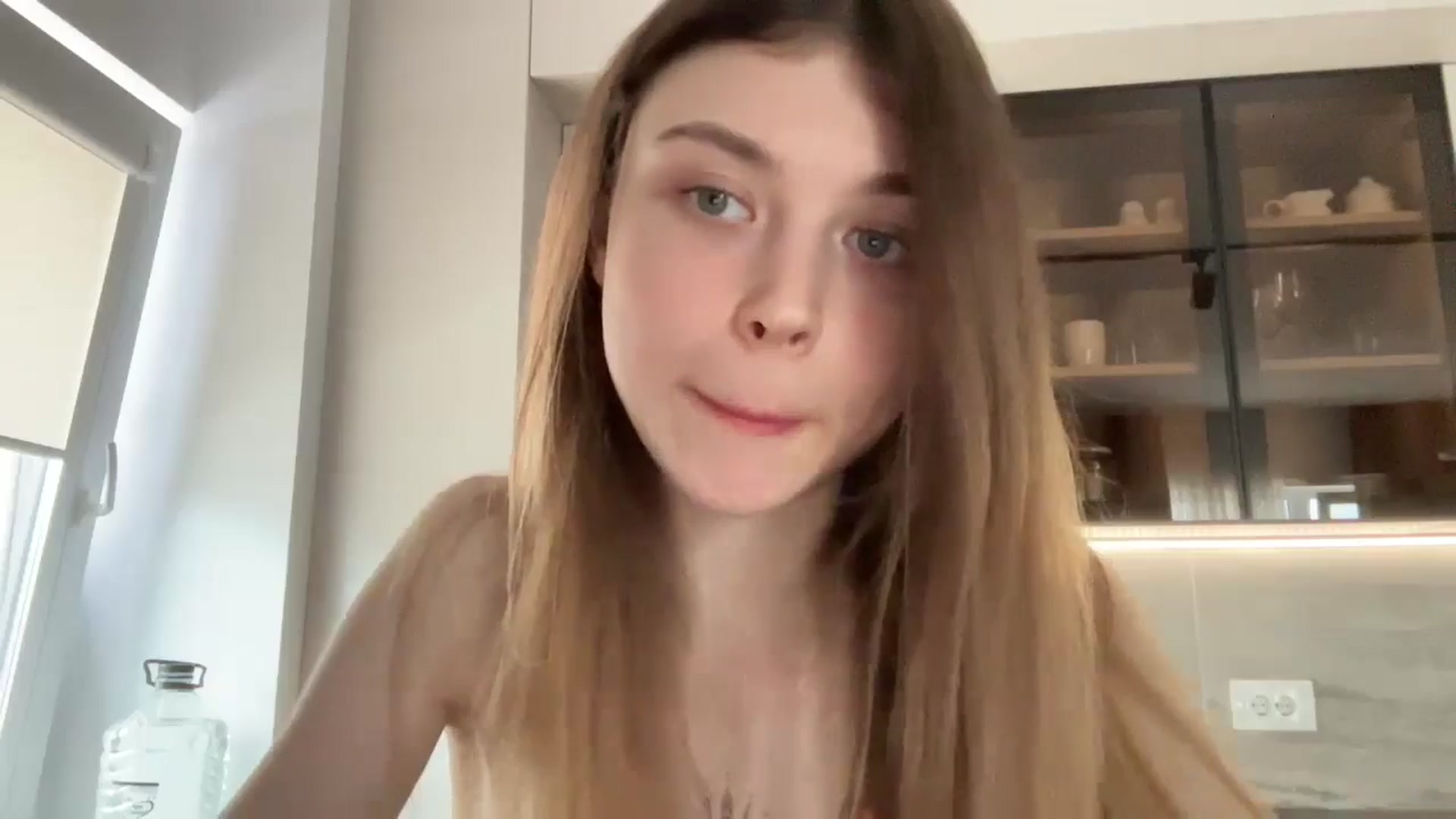 Gallery image thumbnail from Coconut_dream's myfreecams stream on, 04/27/2024, 12:59 image 6 of 20