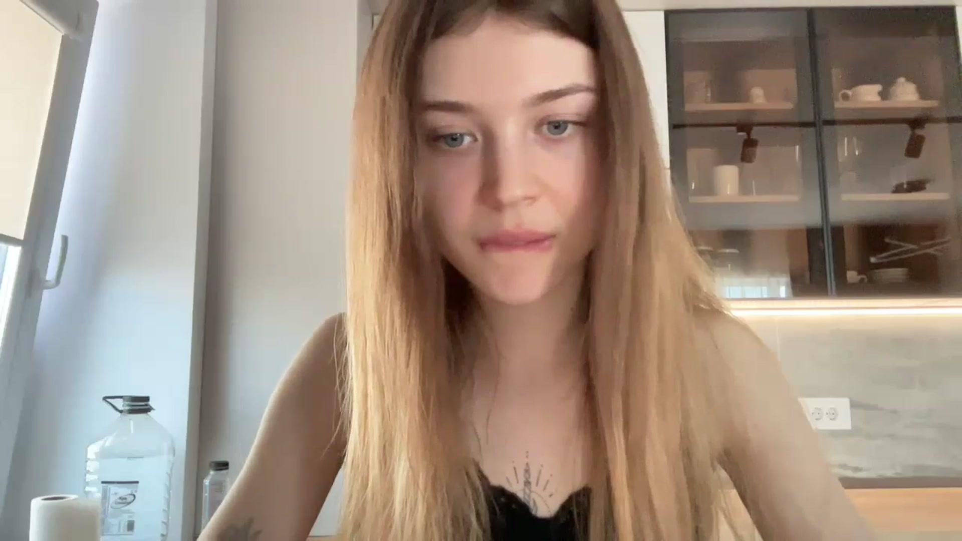 Gallery image thumbnail from Coconut_dream's myfreecams stream on, 04/28/2024, 08:34 image 7 of 20