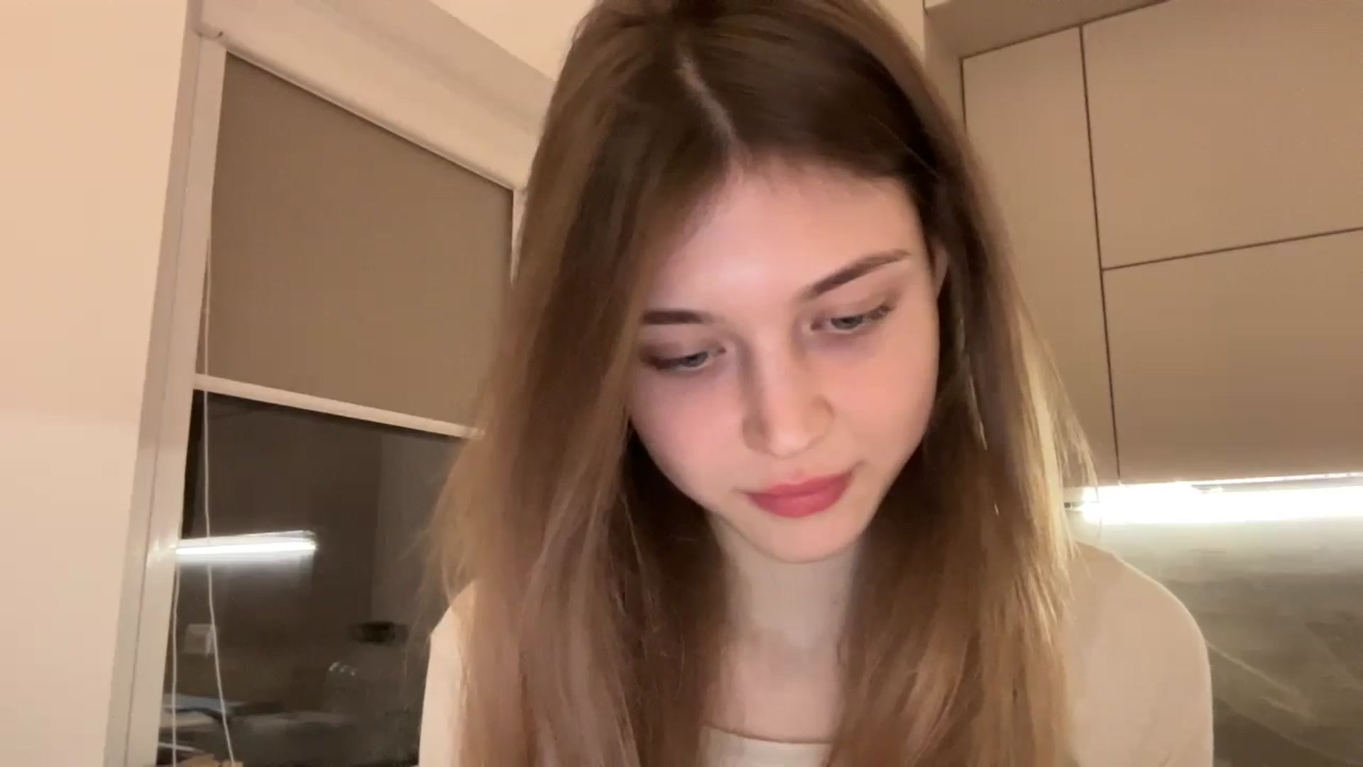 Gallery image thumbnail from Coconut_dream's myfreecams stream on, 04/28/2024, 21:54 image 18 of 20