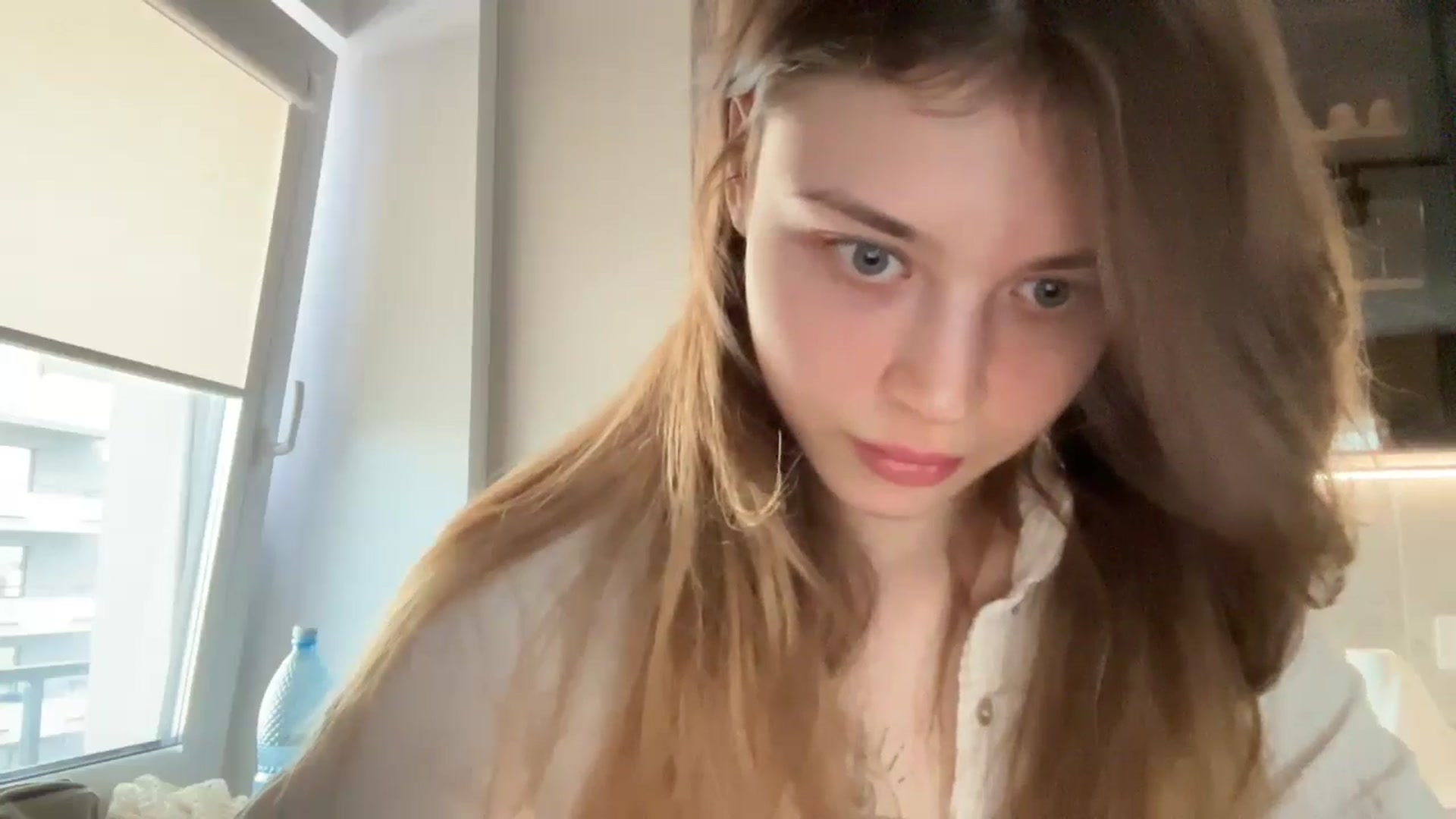 Gallery image thumbnail from Coconut_dream's myfreecams stream on, 05/04/2024, 06:30 image 9 of 20