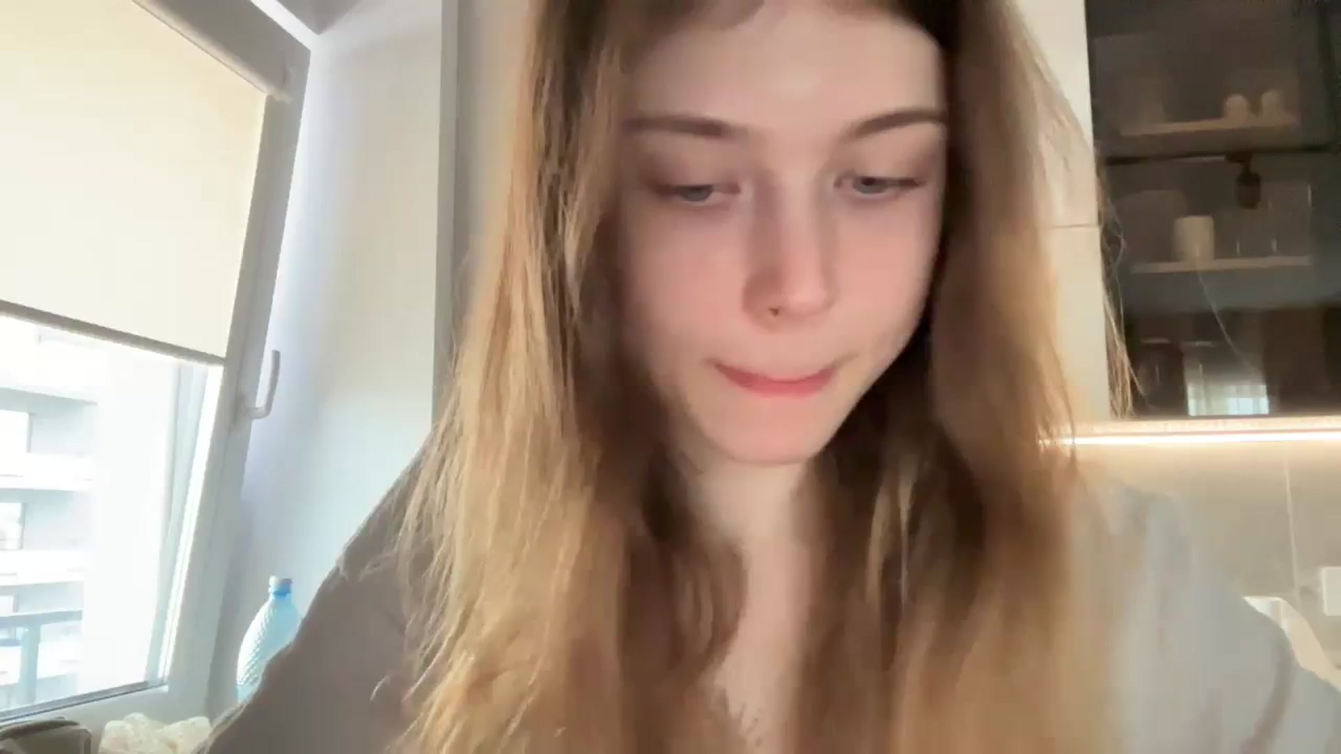 Gallery image thumbnail from Coconut_dream's myfreecams stream on, 05/04/2024, 06:30 image 1 of 20