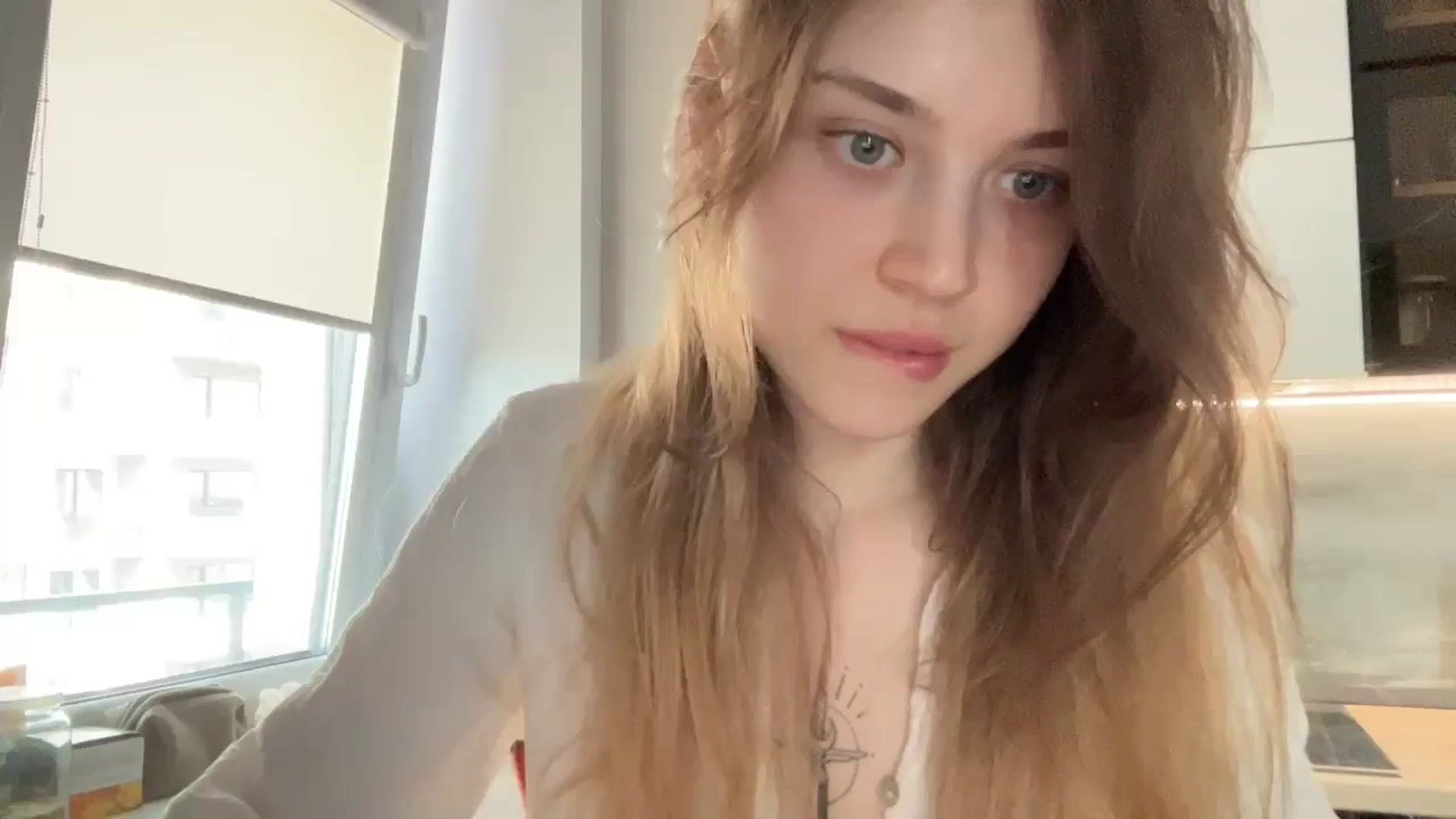 Gallery image thumbnail from Coconut_dream's myfreecams stream on, 05/04/2024, 07:35 image 3 of 20
