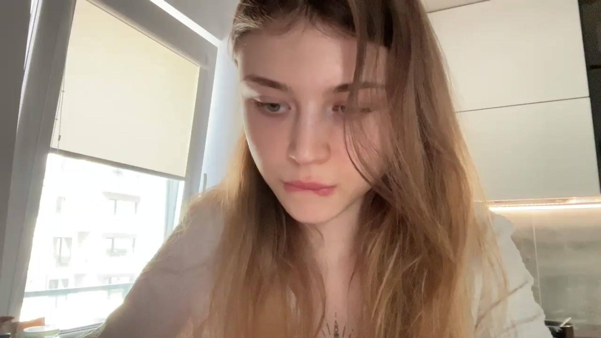 Gallery image thumbnail from Coconut_dream's myfreecams stream on, 05/04/2024, 07:35 image 19 of 20